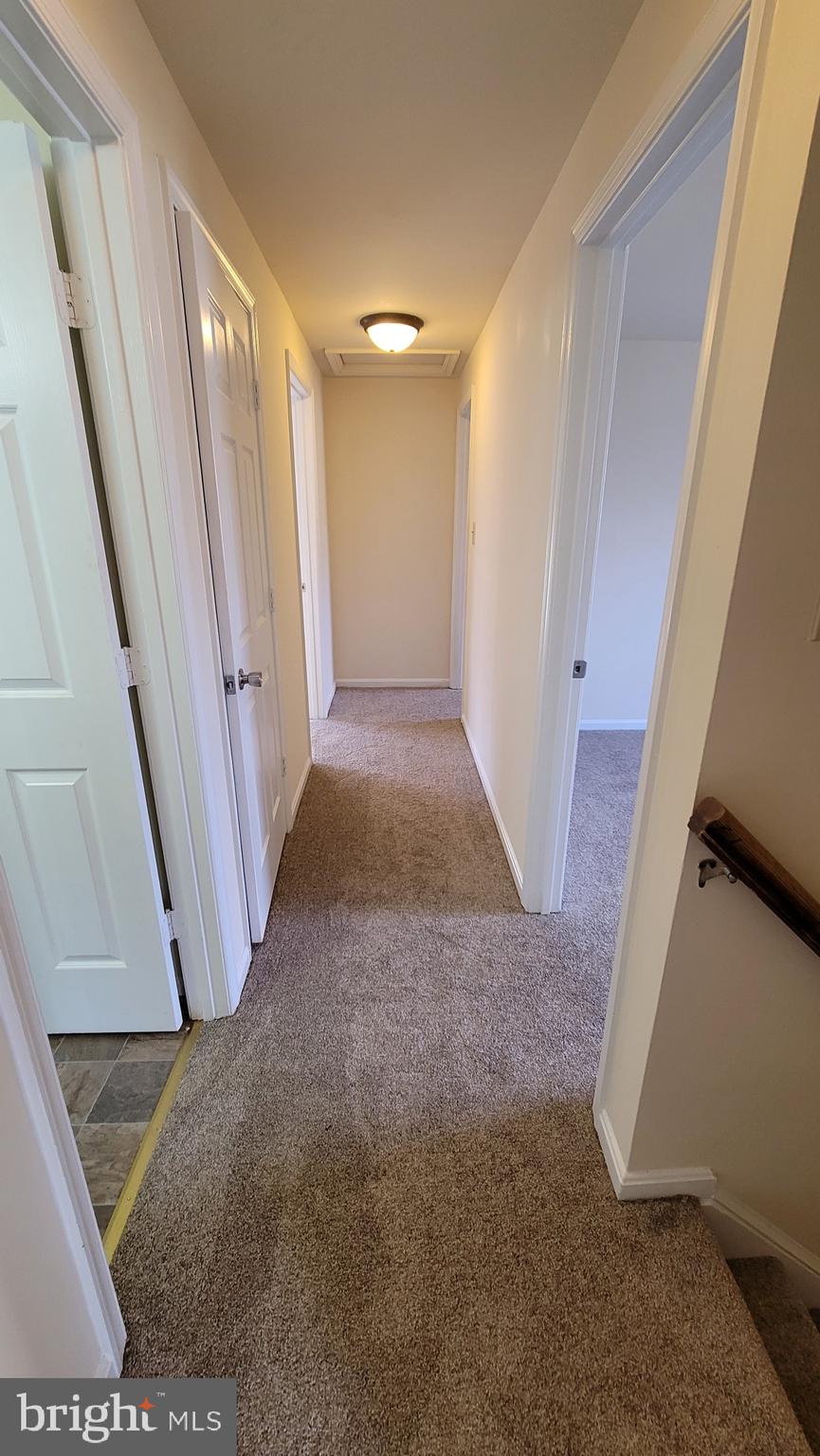 ST CHARLES HAMPSHIRE - Residential