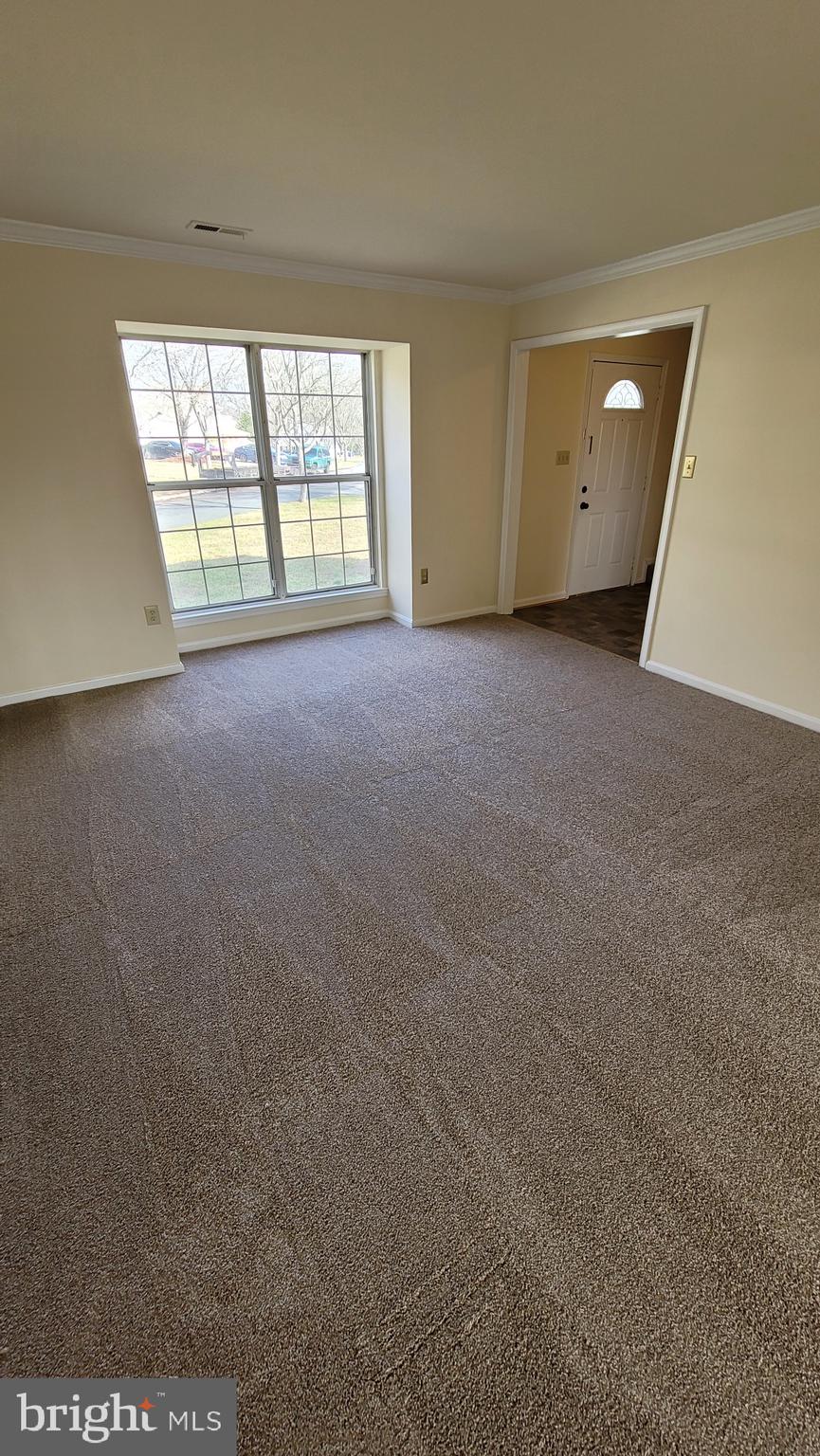 ST CHARLES HAMPSHIRE - Residential