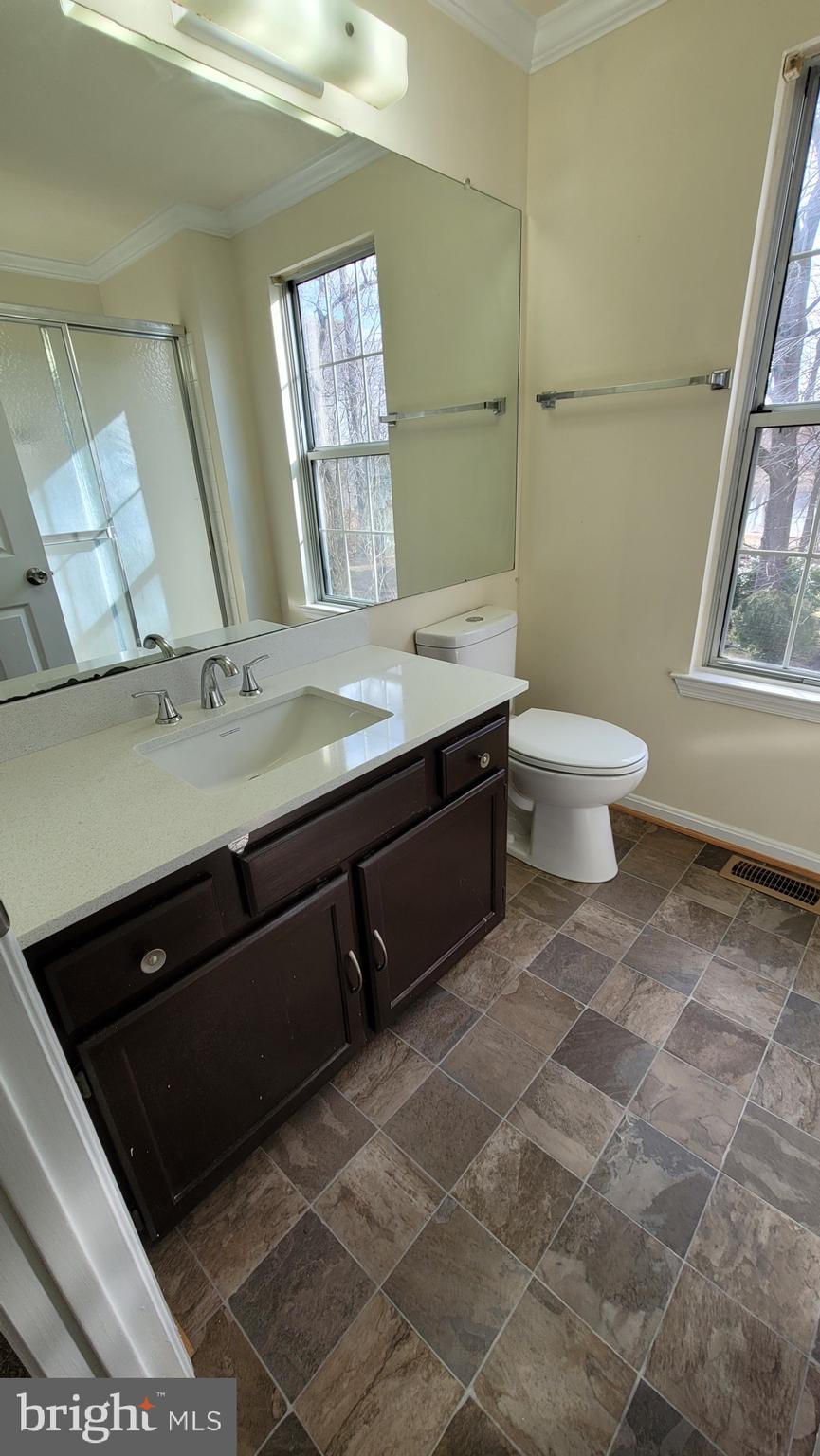 ST CHARLES HAMPSHIRE - Residential