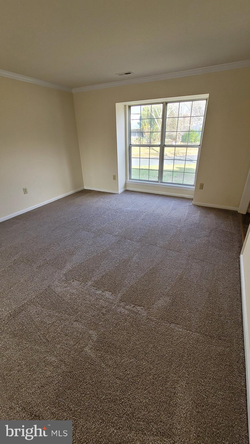 ST CHARLES HAMPSHIRE - Residential