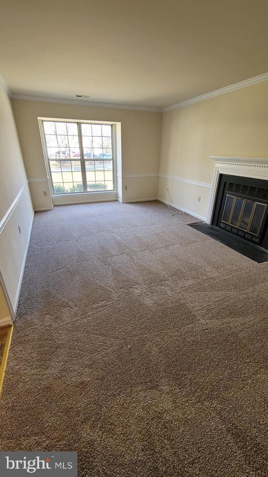 ST CHARLES HAMPSHIRE - Residential