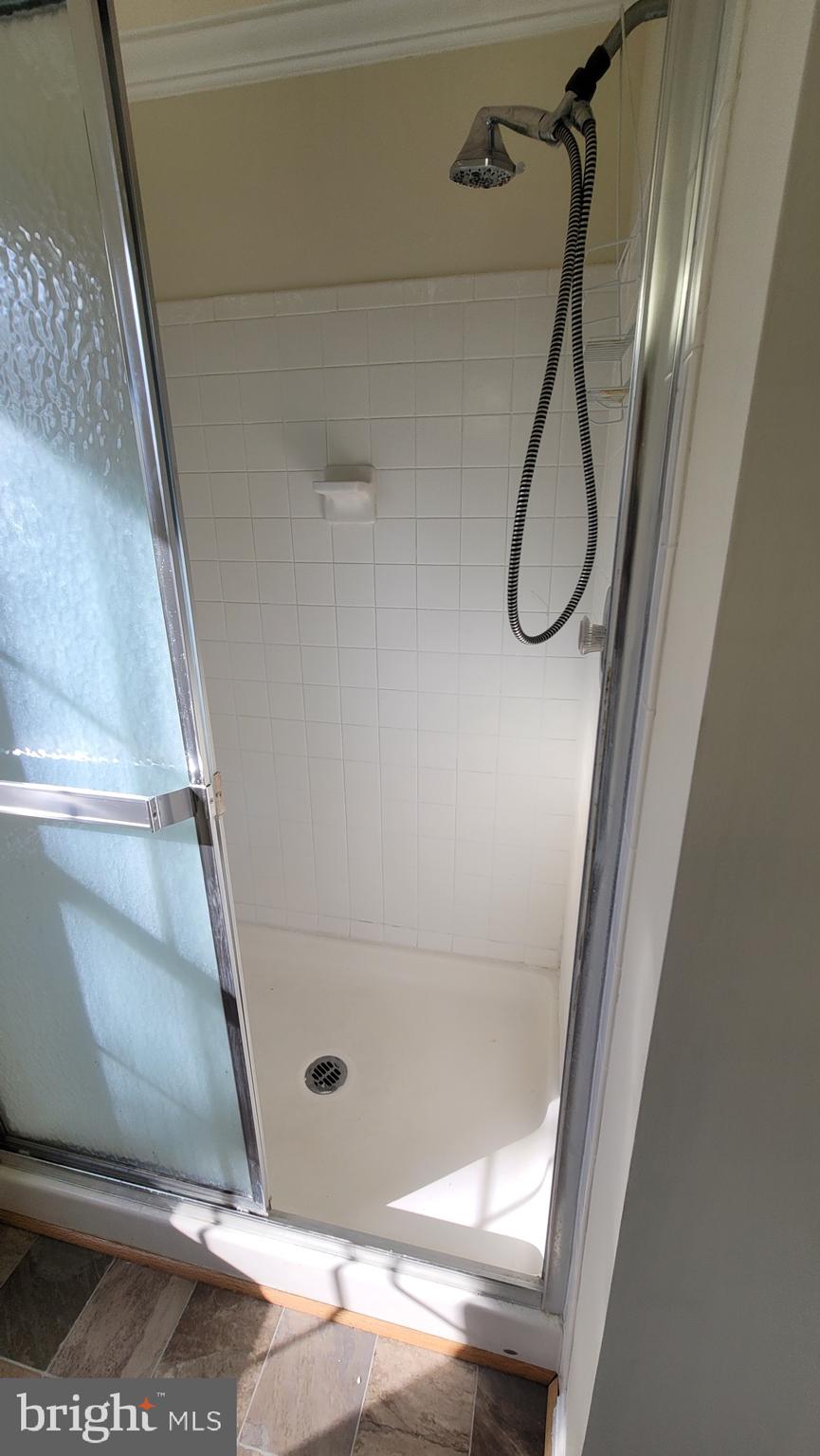 ST CHARLES HAMPSHIRE - Residential