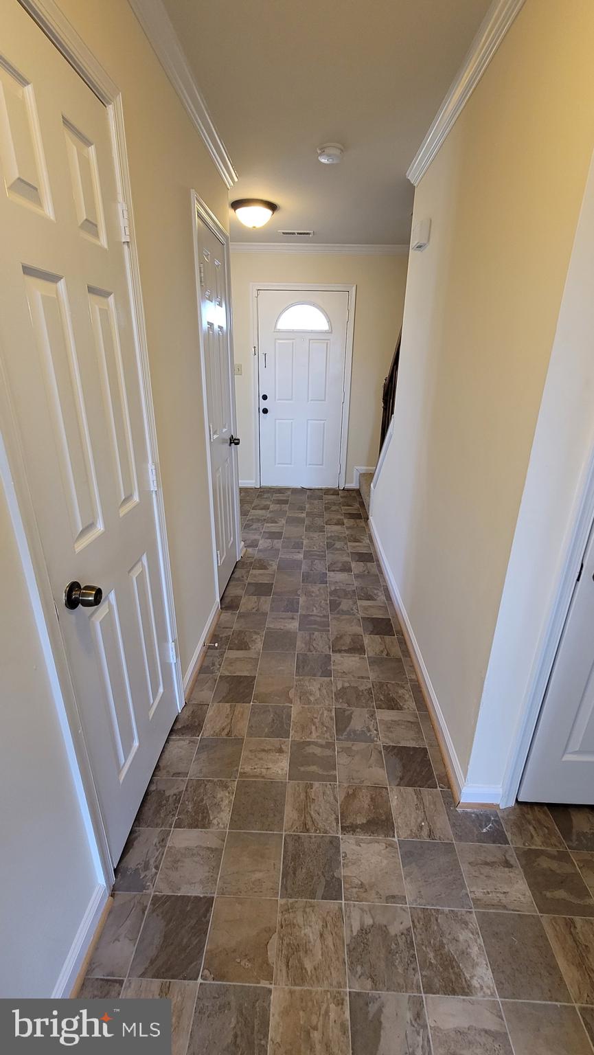 ST CHARLES HAMPSHIRE - Residential