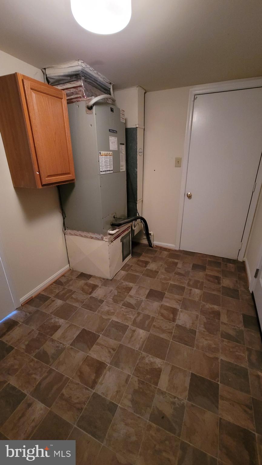 ST CHARLES HAMPSHIRE - Residential