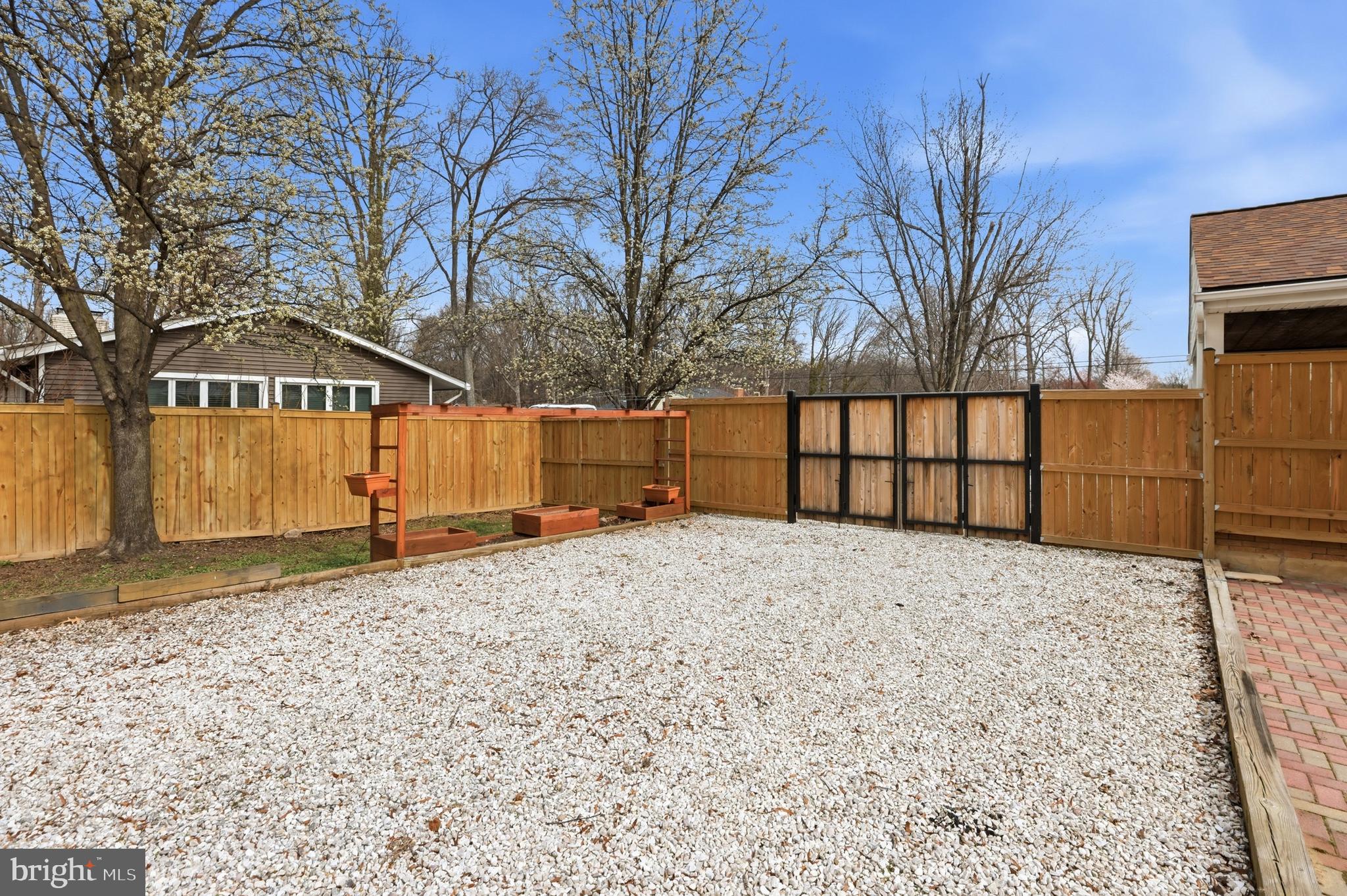 ROCKY GORGE ESTATES - Residential