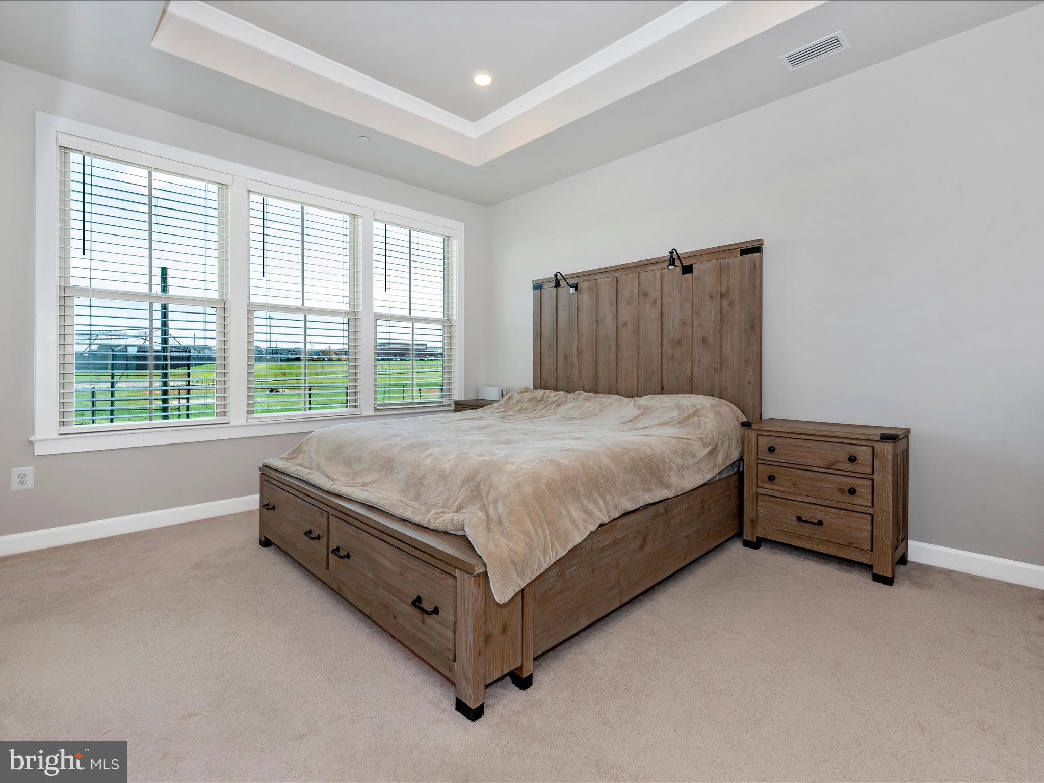 OAKDALE VILLAGE - Residential Lease