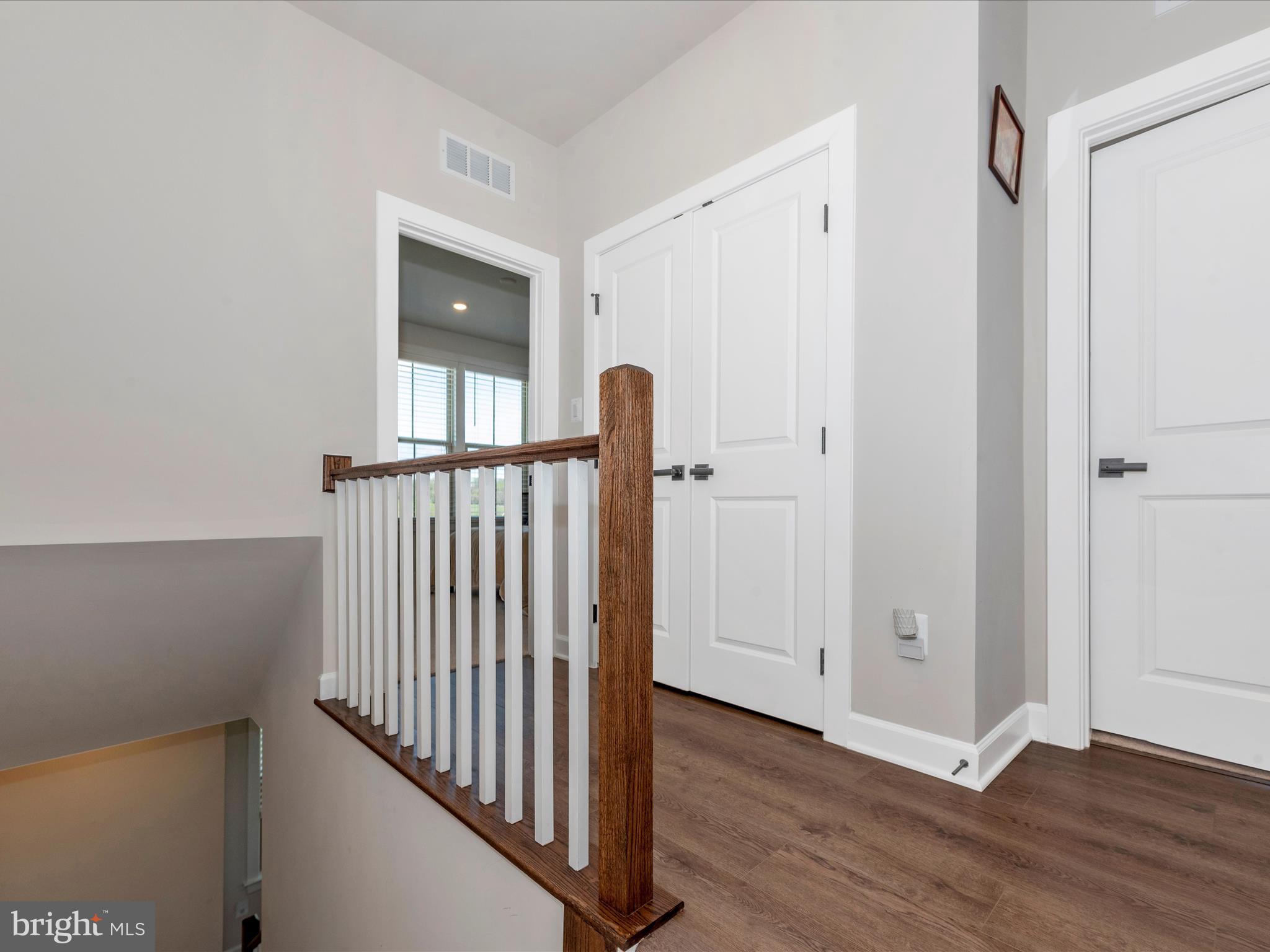 OAKDALE VILLAGE - Residential Lease