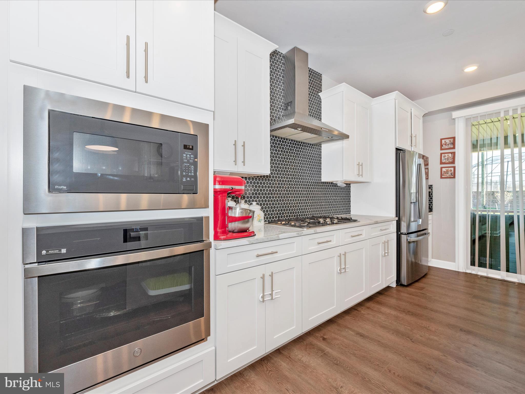 OAKDALE VILLAGE - Residential Lease