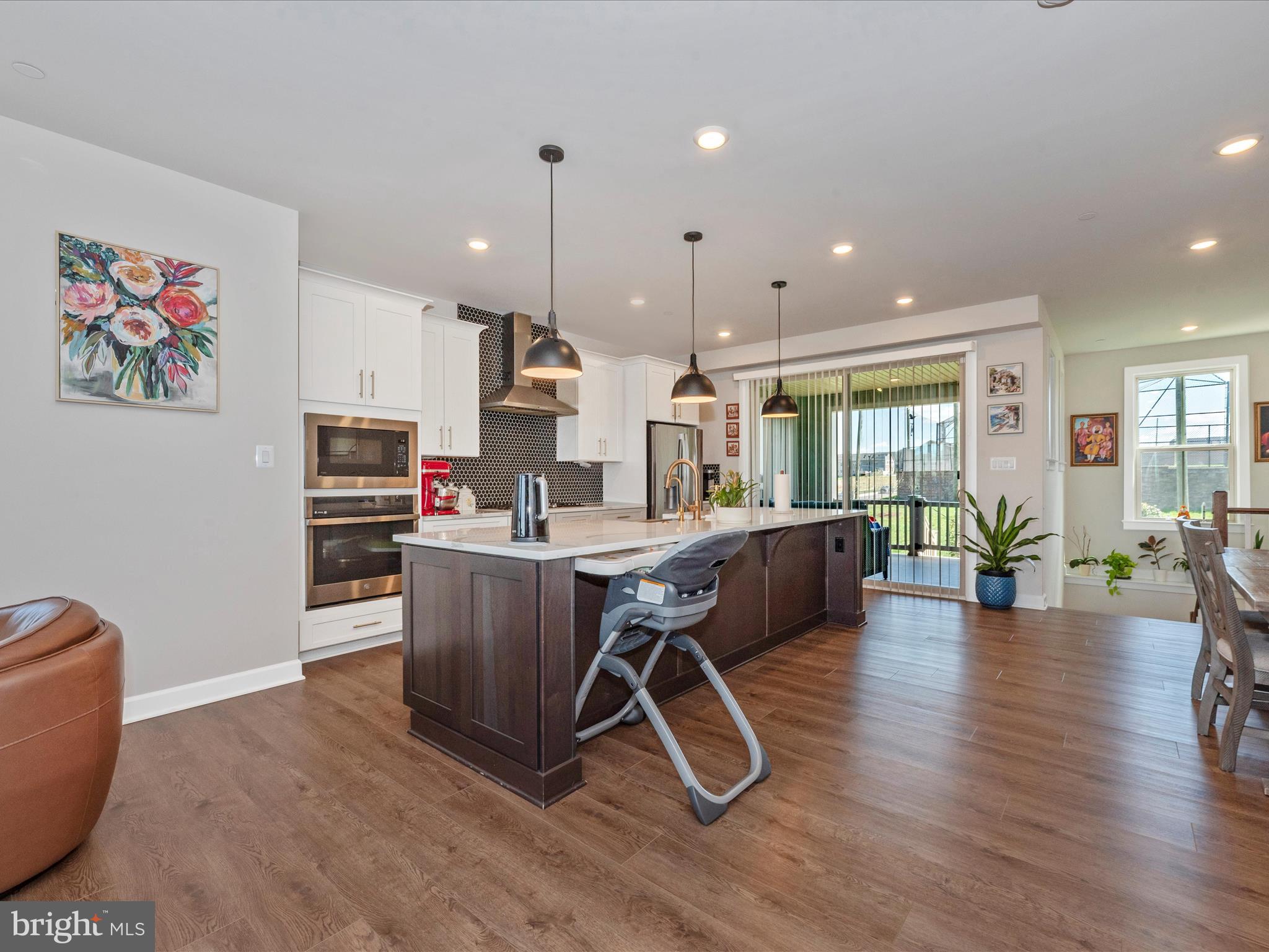 OAKDALE VILLAGE - Residential Lease