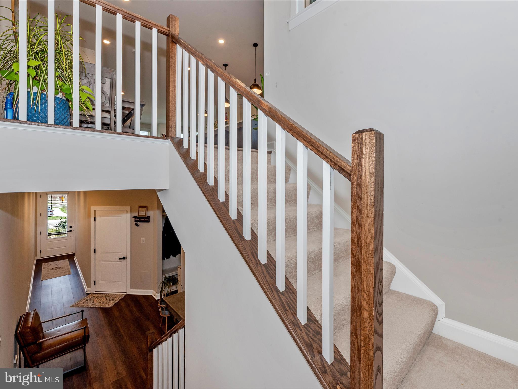 OAKDALE VILLAGE - Residential Lease