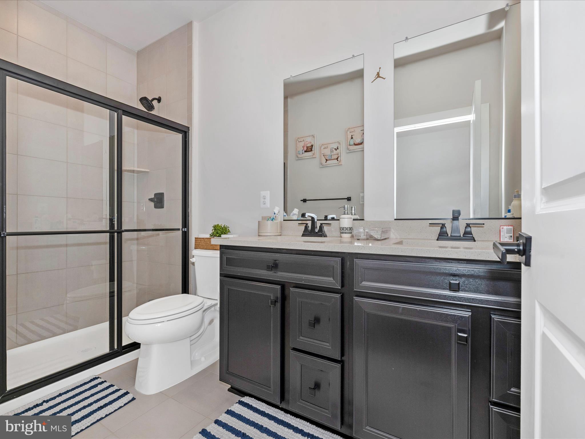 OAKDALE VILLAGE - Residential Lease