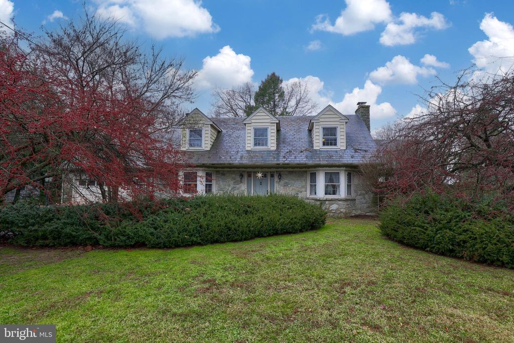 Photo of 1936 Lititz Pike, Lancaster, PA 17601 (MLS # PALA2045268)