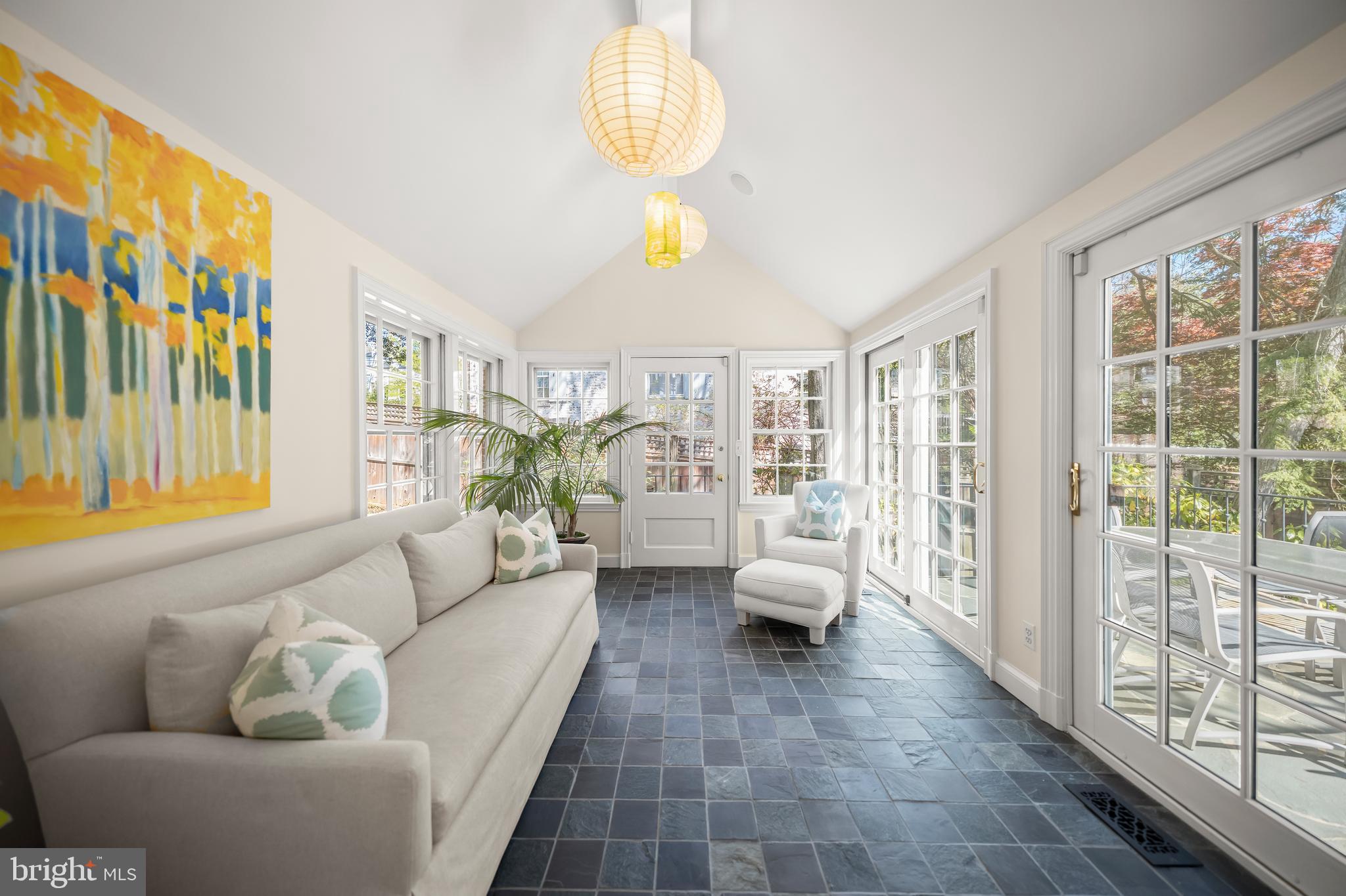 5082 LOWELL STREET NW