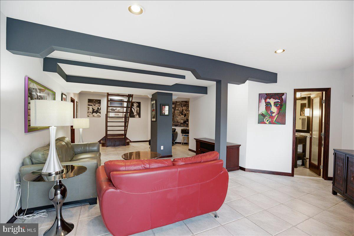 CHESAPEAKE RANCH ESTATES - Residential