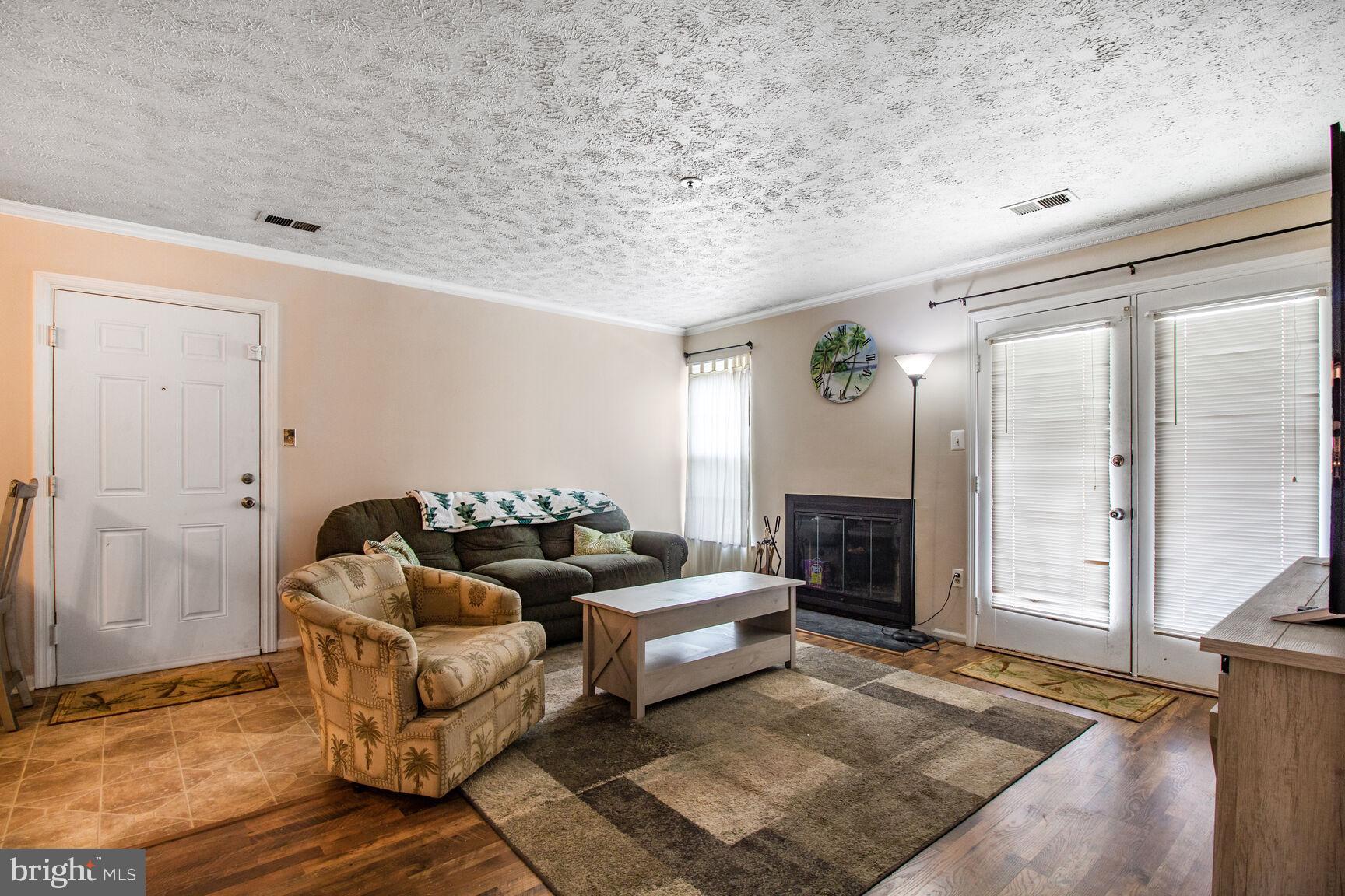 6400 GREEN FIELD ROAD 904