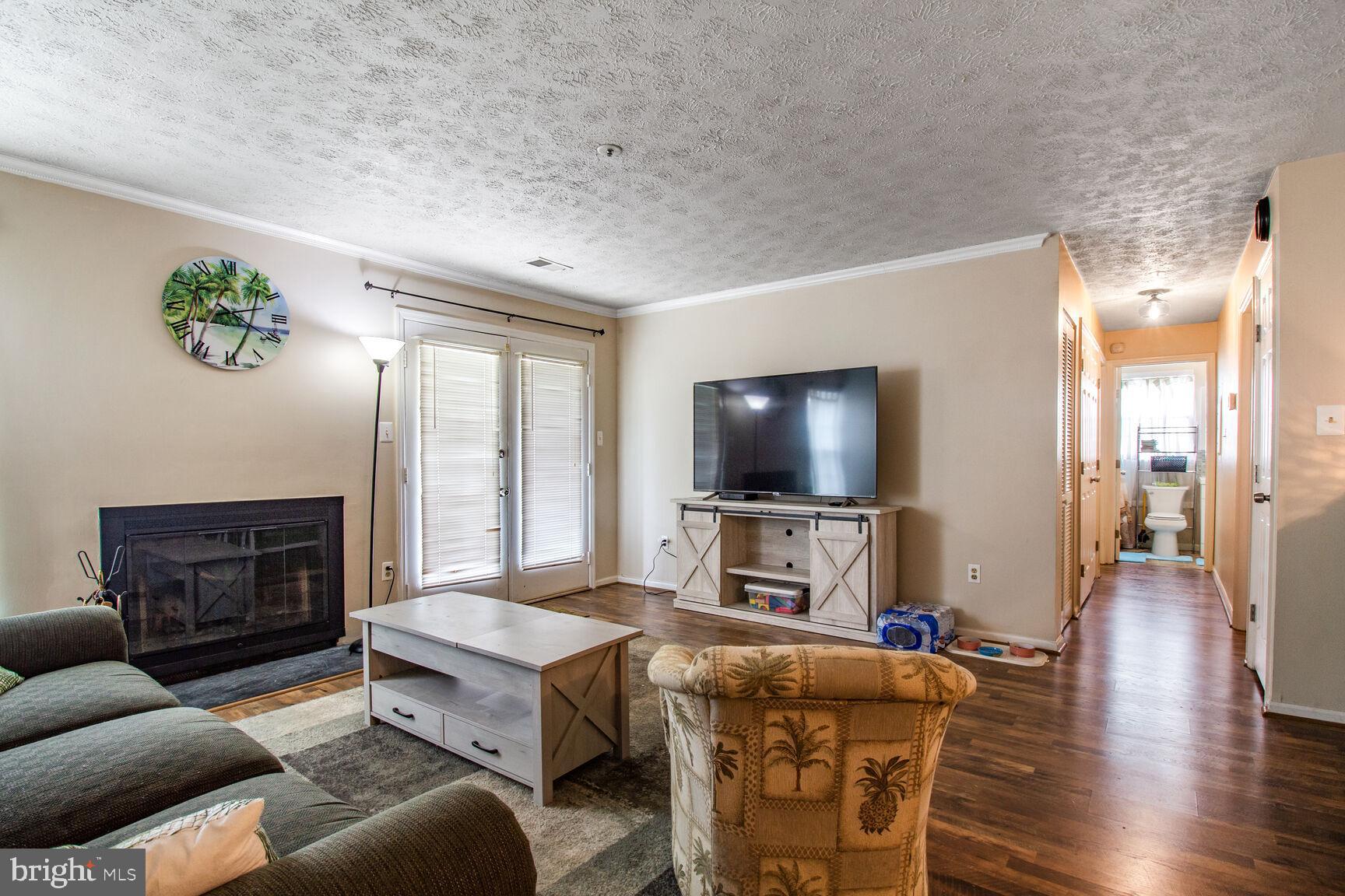 6400 GREEN FIELD ROAD 904