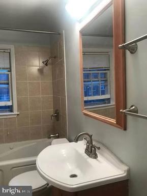 EDMONDSON HEIGHTS - Residential Lease