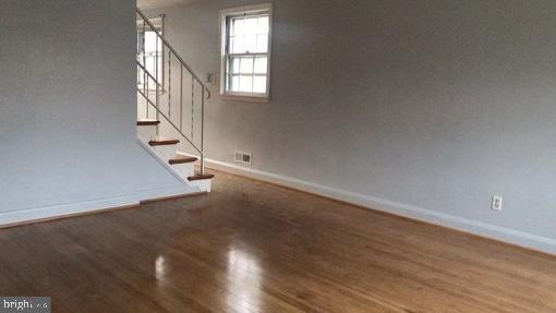 EDMONDSON HEIGHTS - Residential Lease