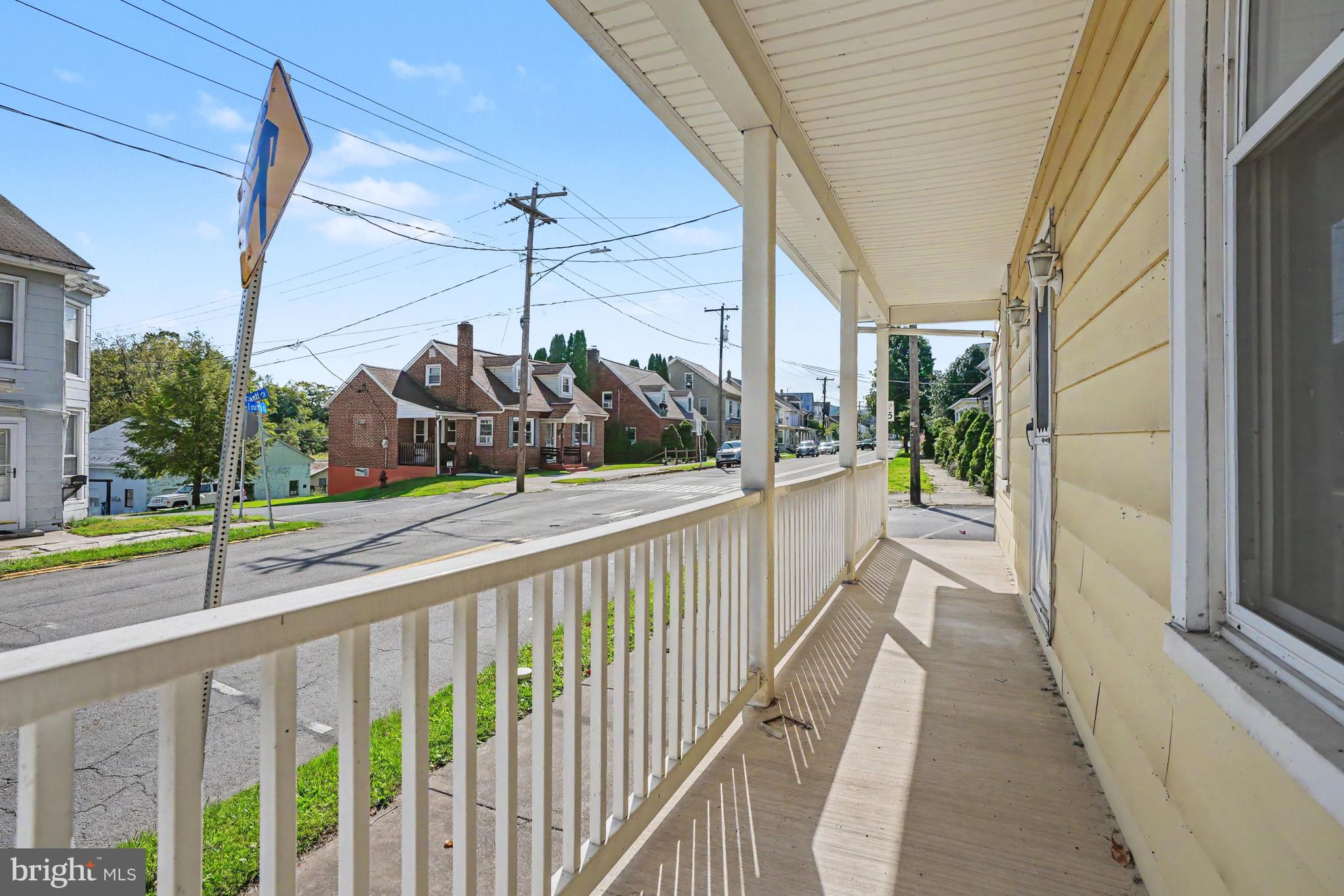 403 N 4TH STREET