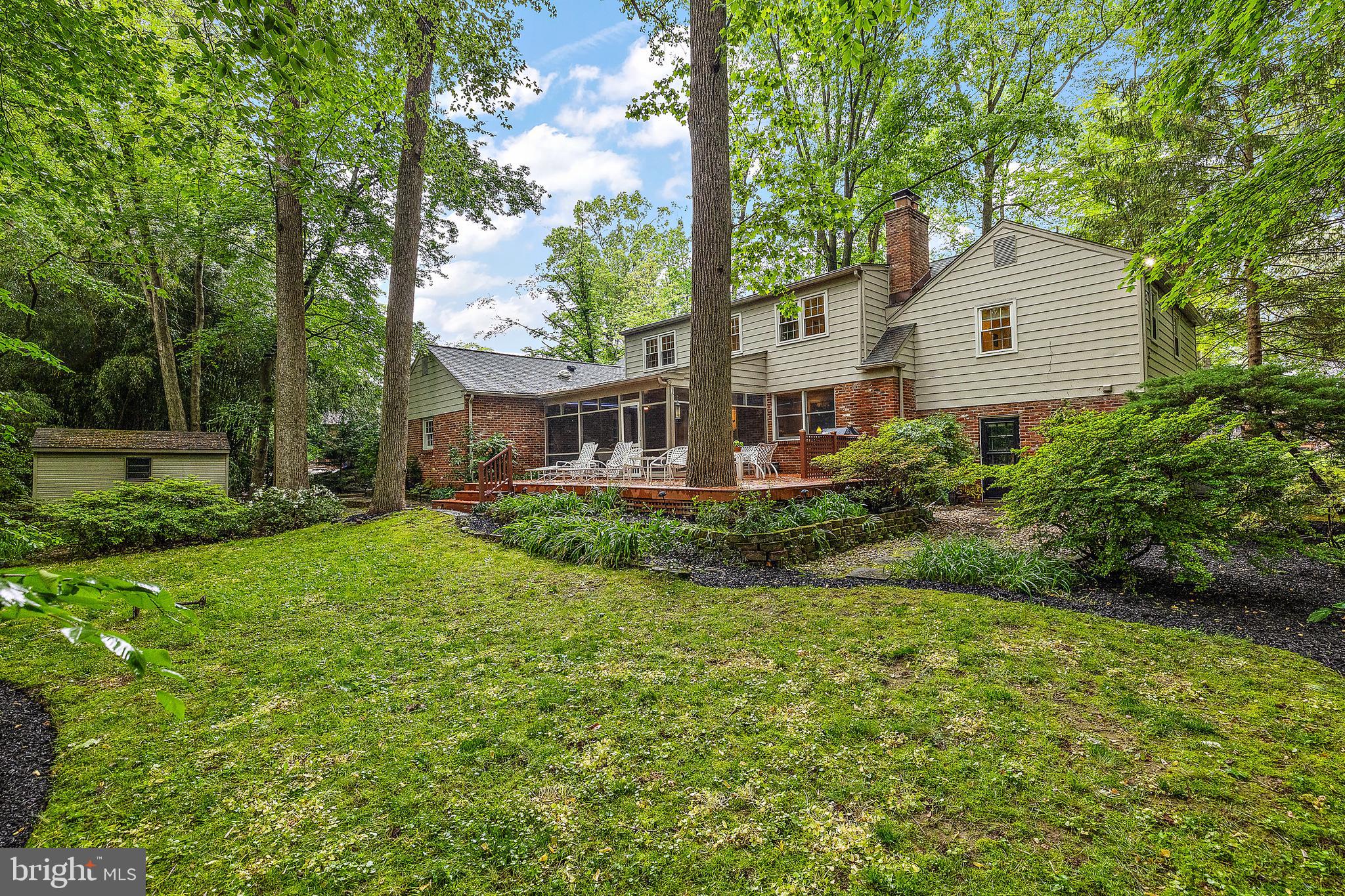 SURREY PARK - Residential