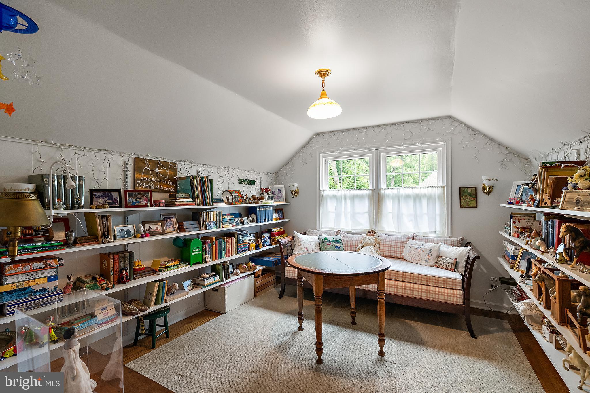 SURREY PARK - Residential