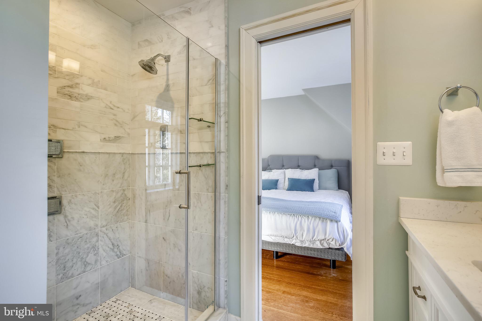 WAVERLY HILLS - Residential