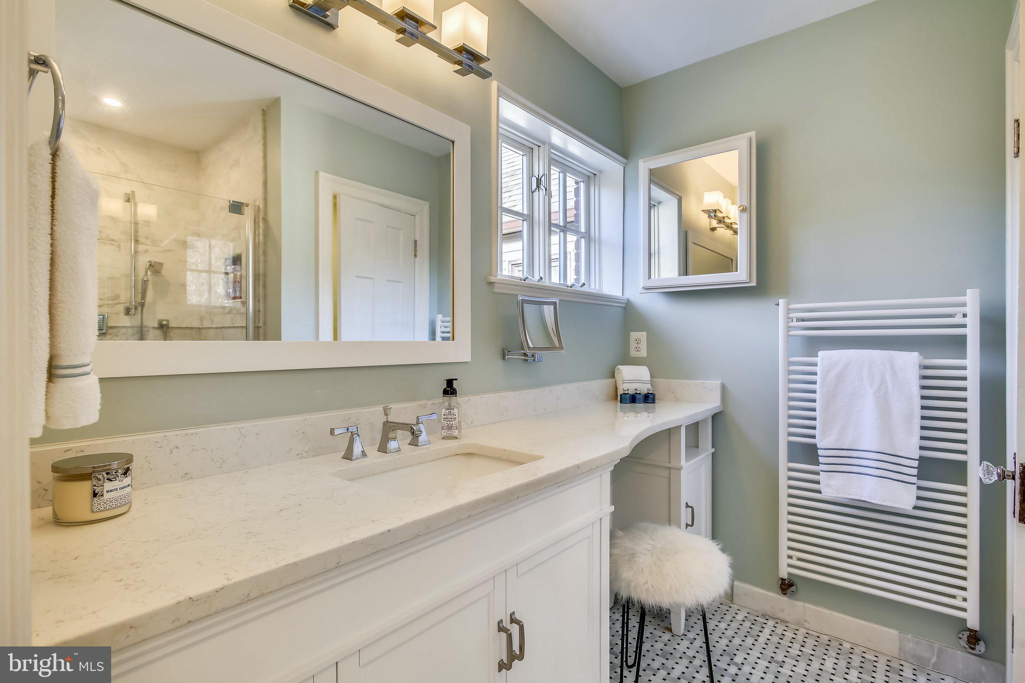 WAVERLY HILLS - Residential