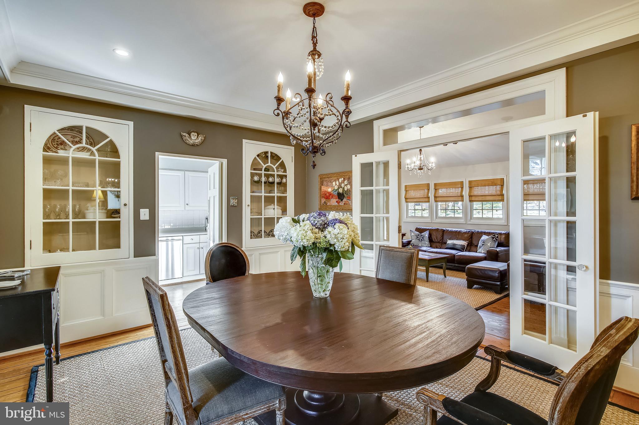 WAVERLY HILLS - Residential