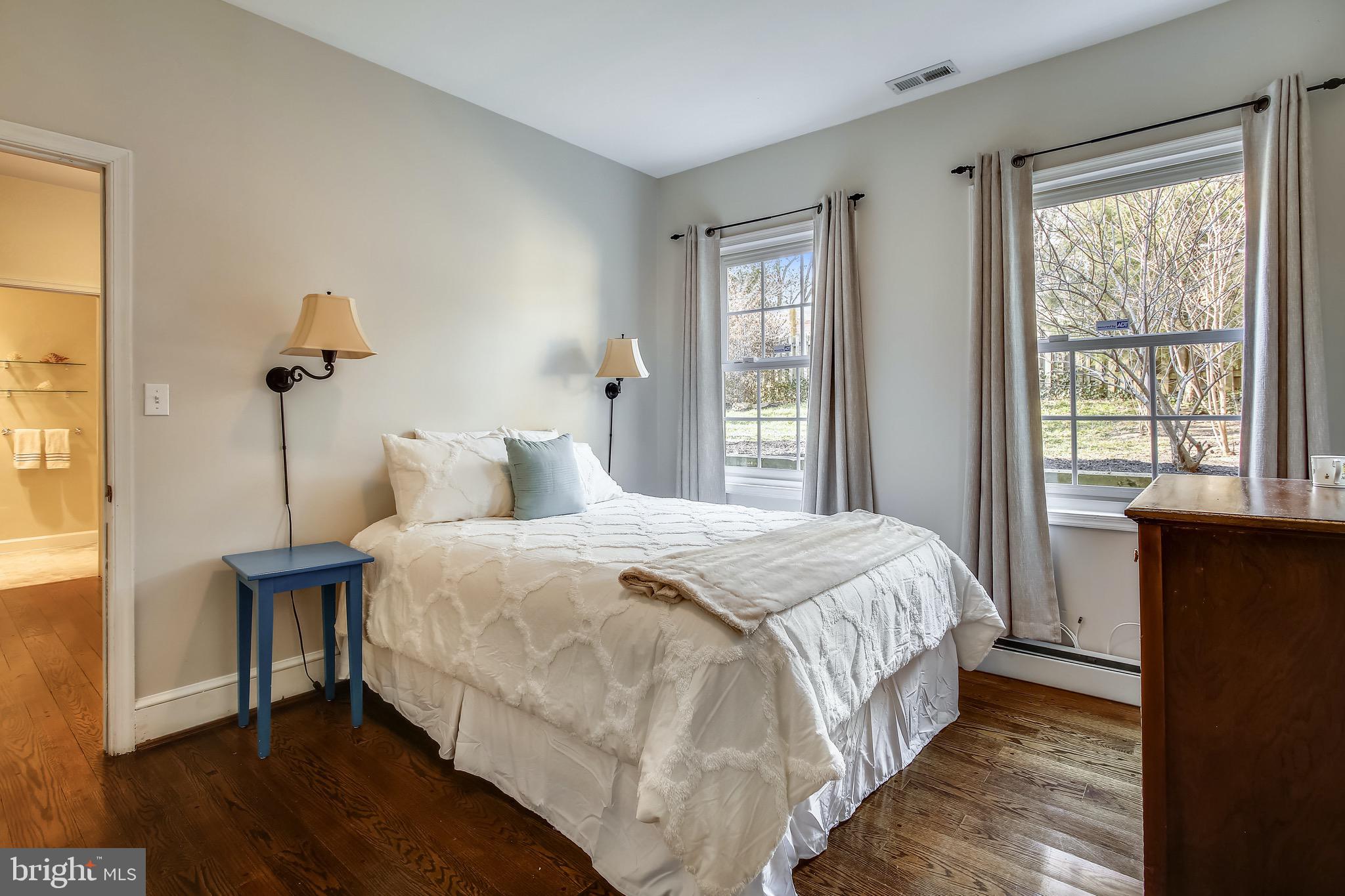 WAVERLY HILLS - Residential