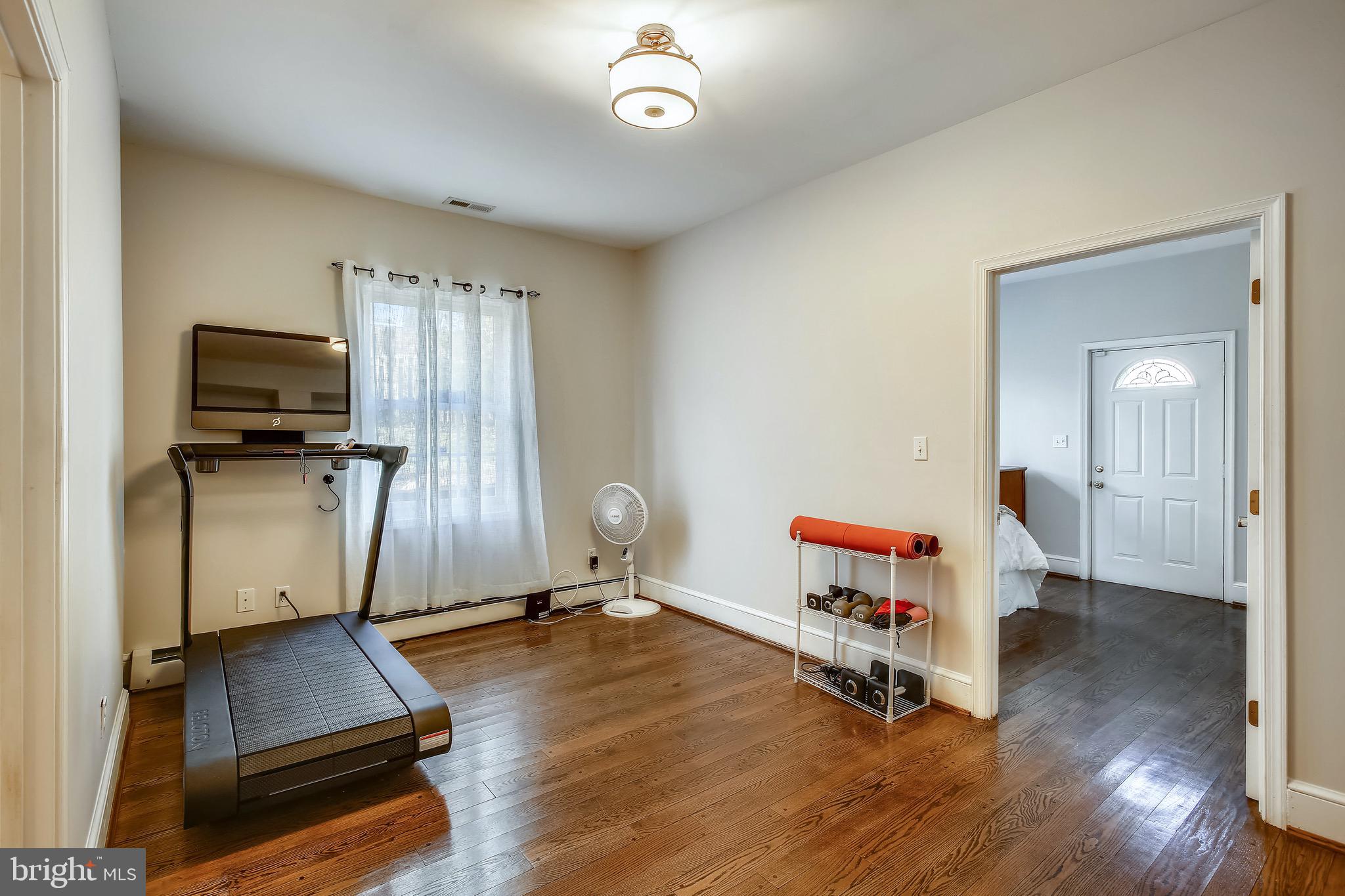 WAVERLY HILLS - Residential