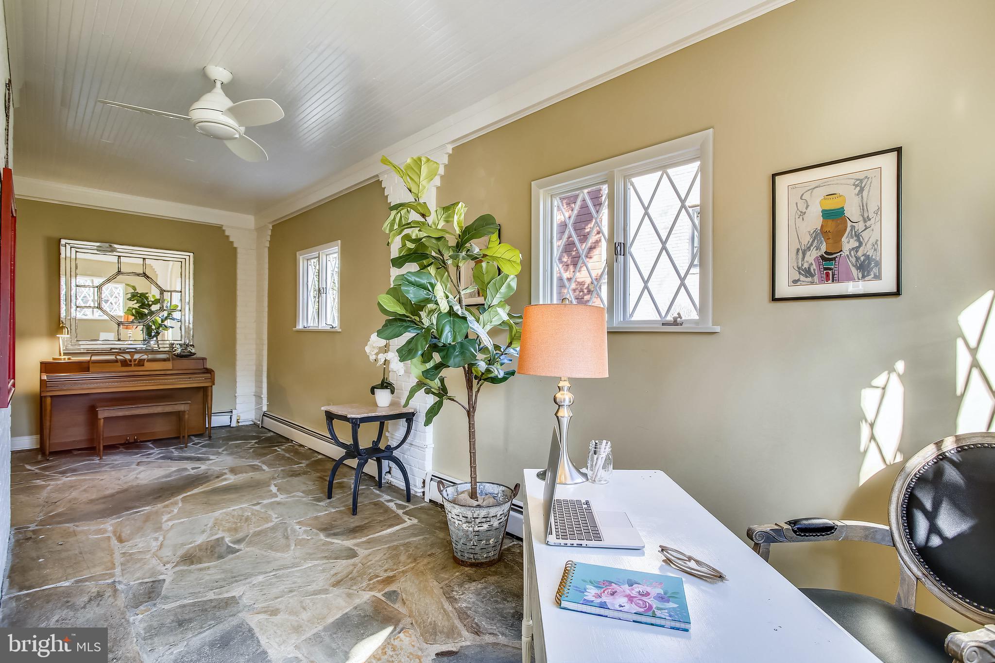 WAVERLY HILLS - Residential