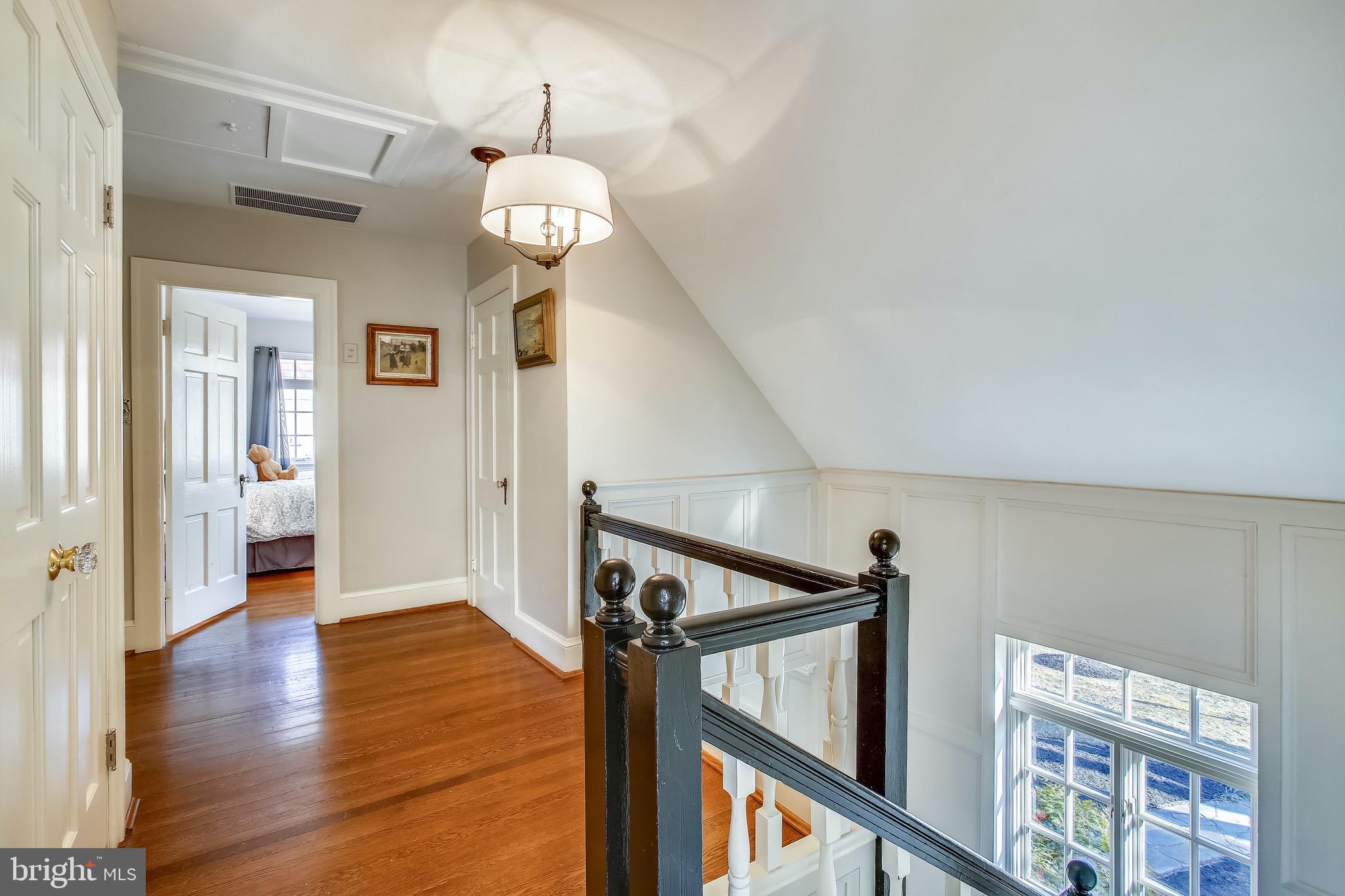 WAVERLY HILLS - Residential