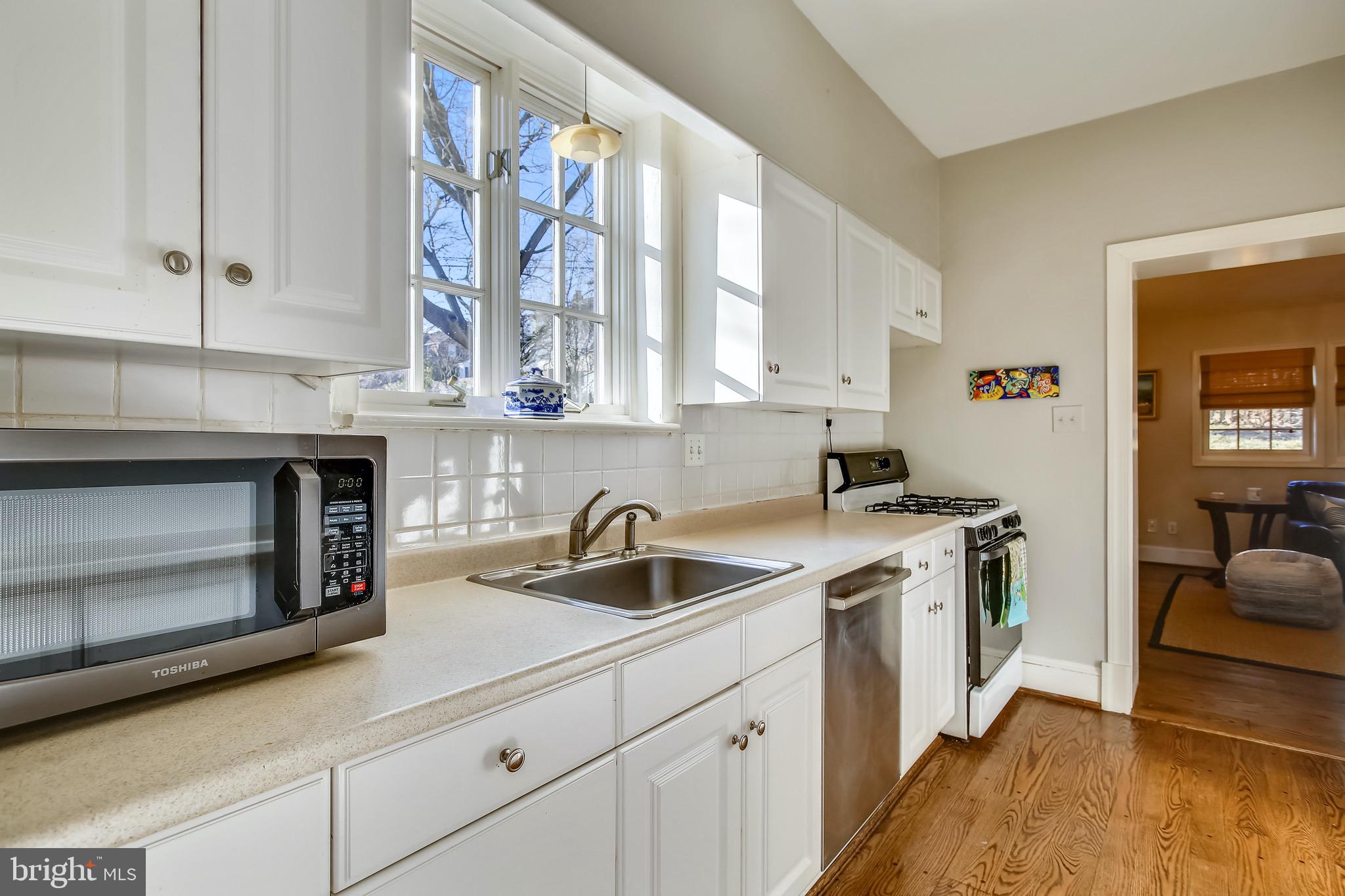 WAVERLY HILLS - Residential