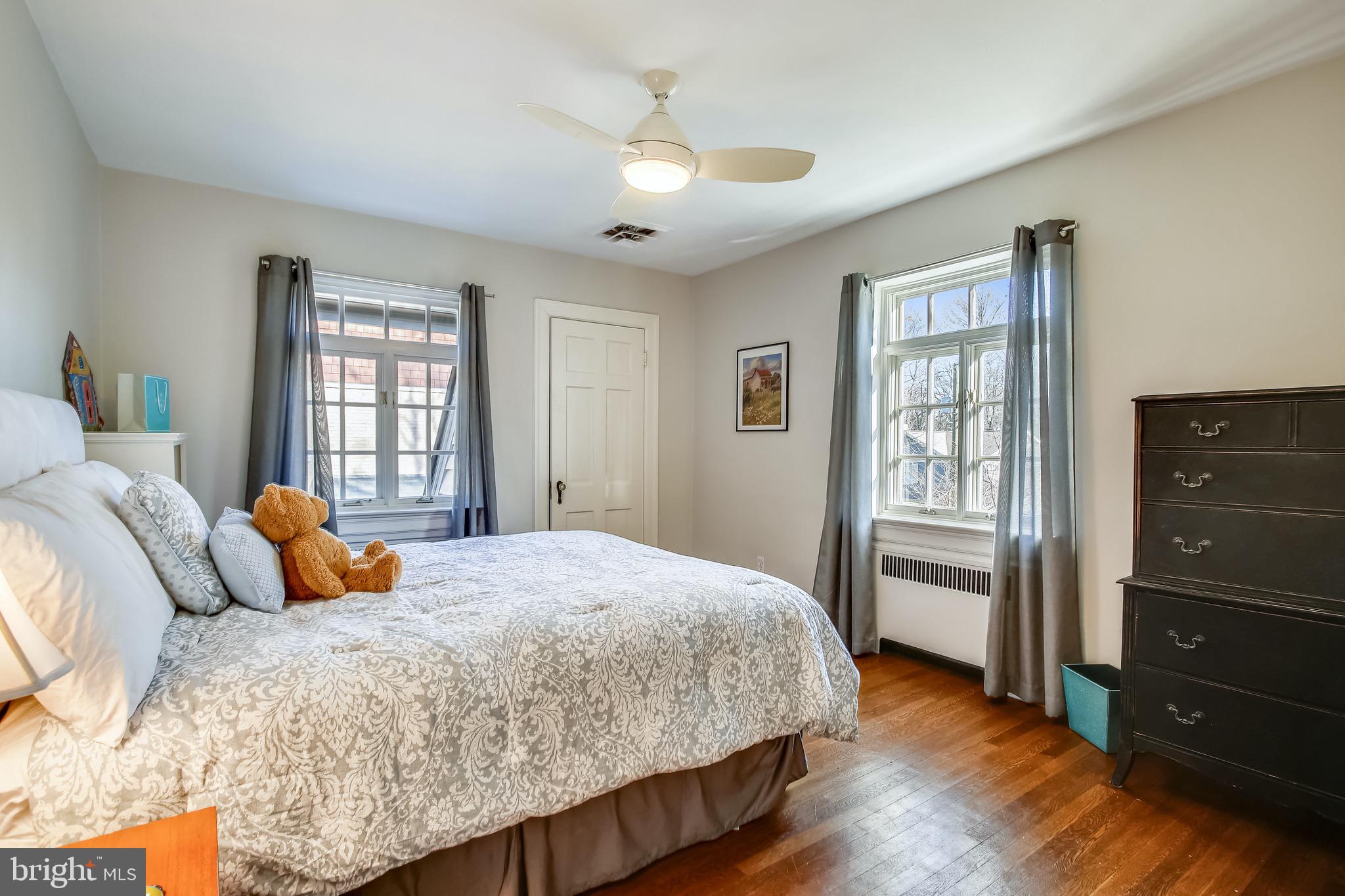 WAVERLY HILLS - Residential