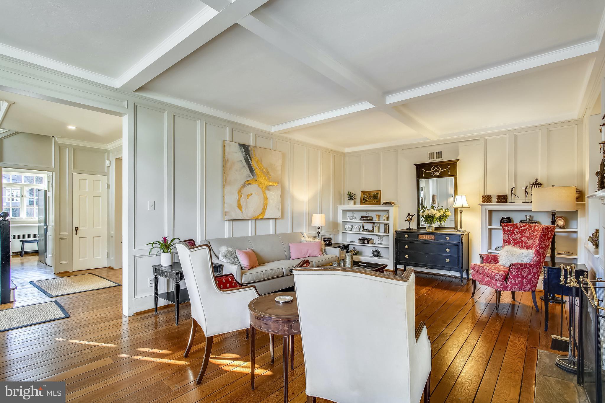 WAVERLY HILLS - Residential