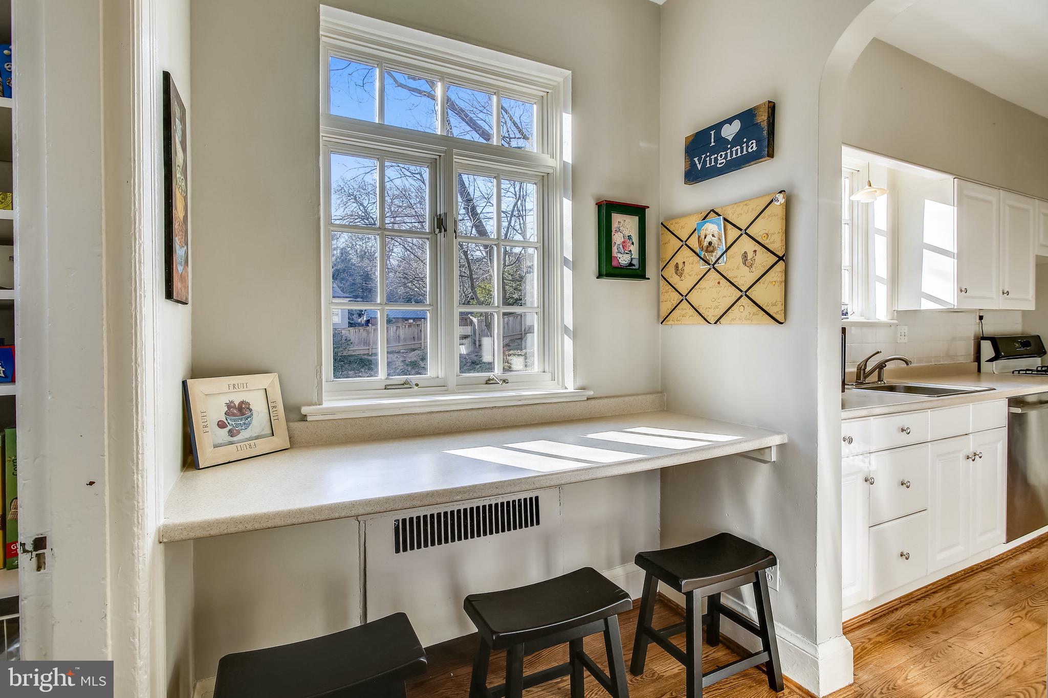 WAVERLY HILLS - Residential