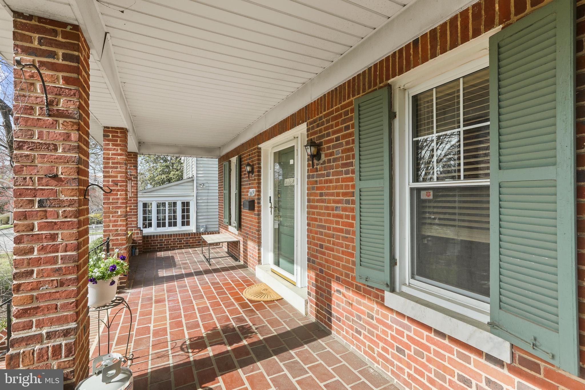 MOUNT WASHINGTON - Residential