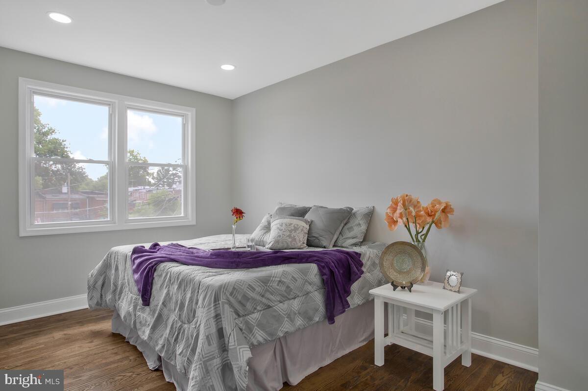 EDMONDSON VIILLAGE - Residential