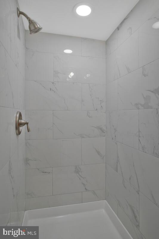 EDMONDSON VIILLAGE - Residential