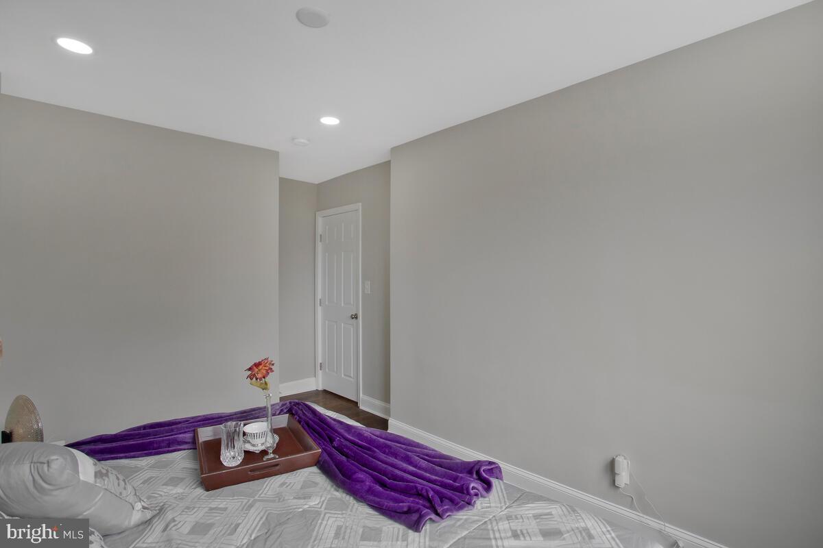 EDMONDSON VIILLAGE - Residential