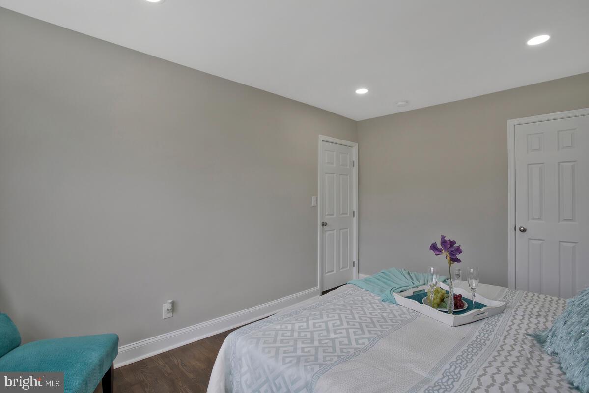 EDMONDSON VIILLAGE - Residential