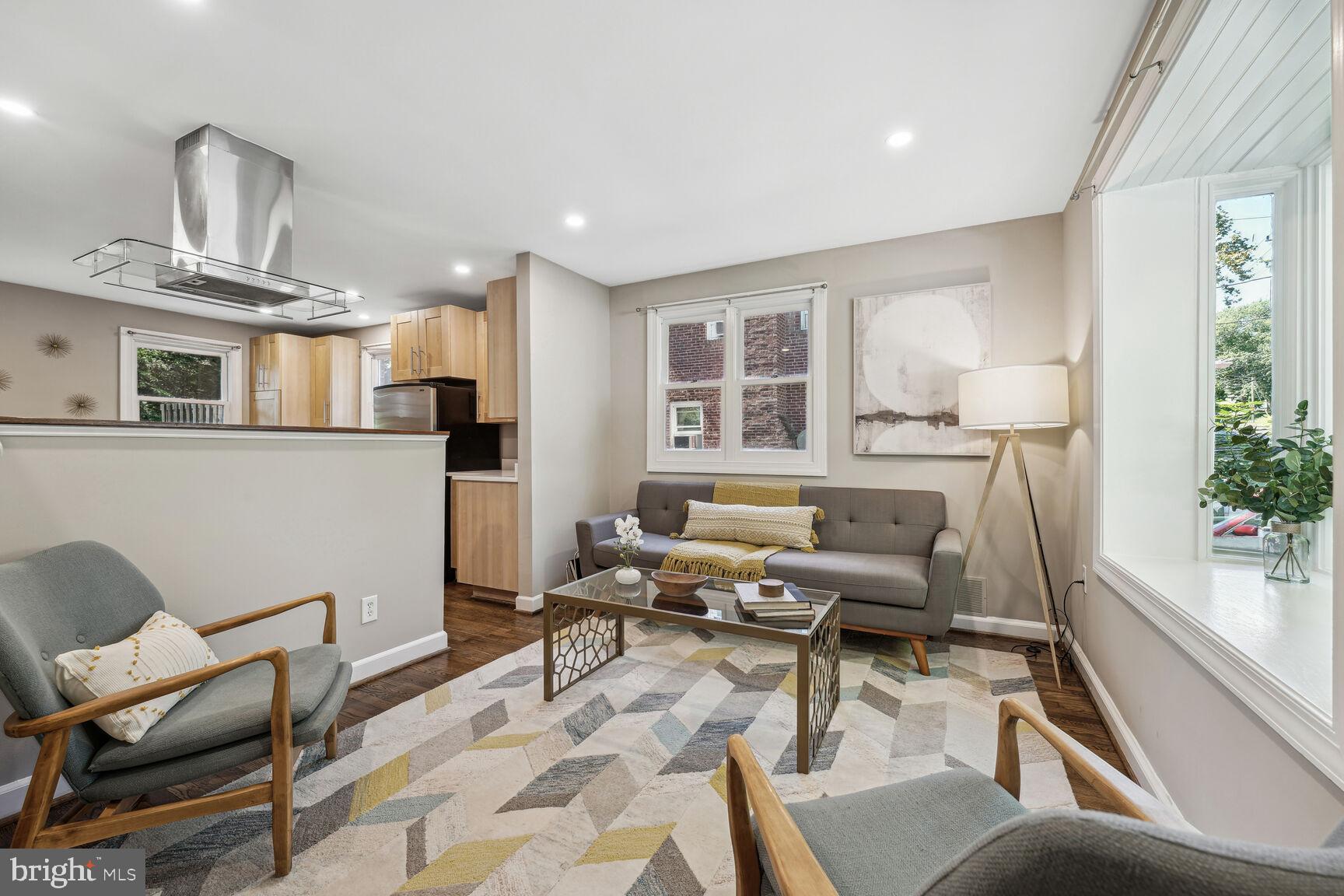 CHURCH COURTS - Residential Lease