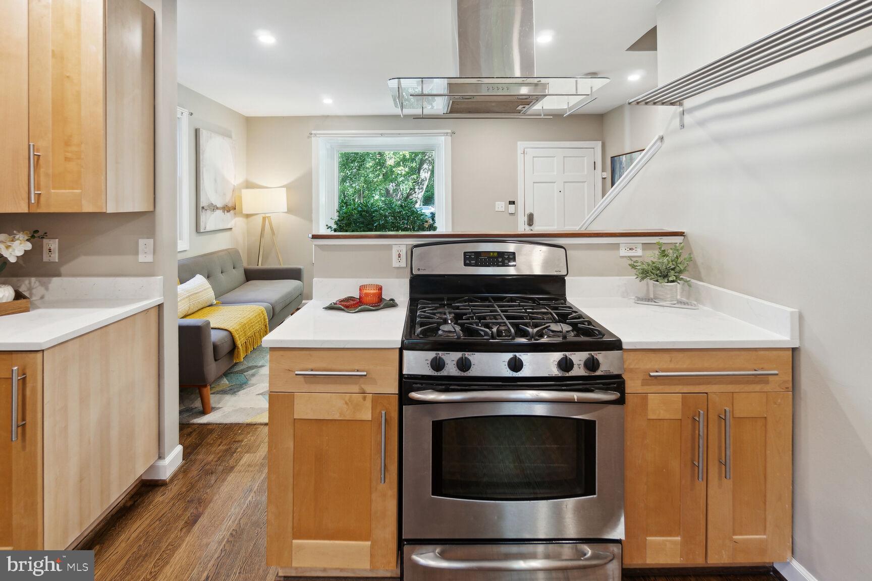 CHURCH COURTS - Residential Lease