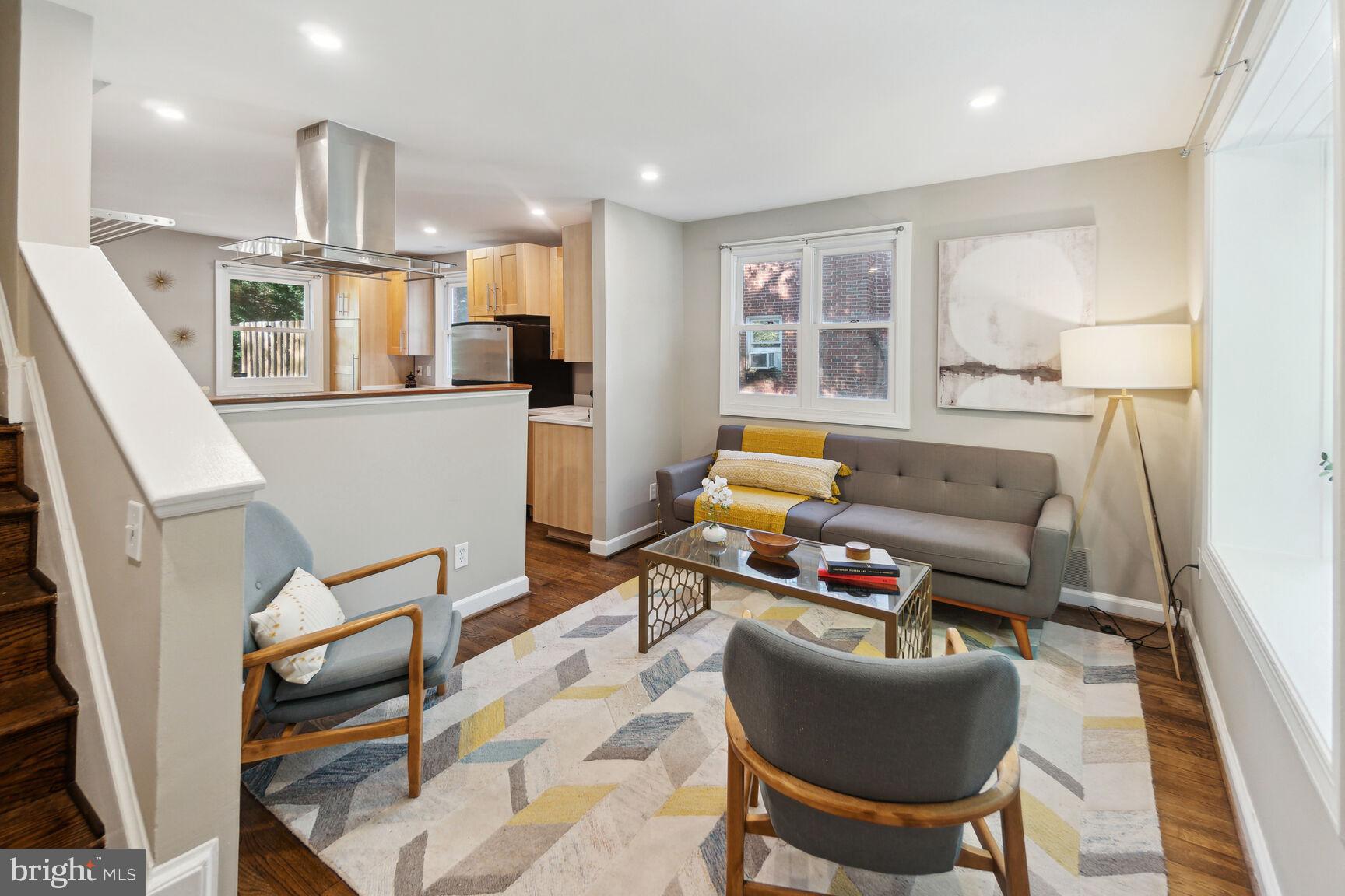 CHURCH COURTS - Residential Lease