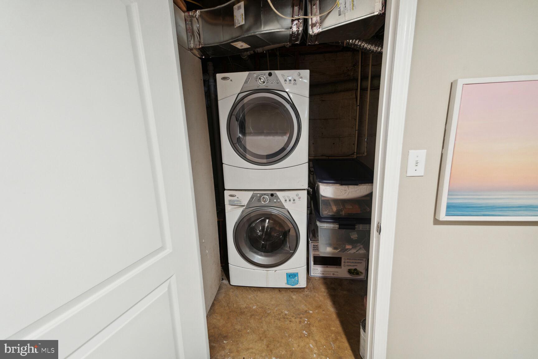 CHURCH COURTS - Residential Lease