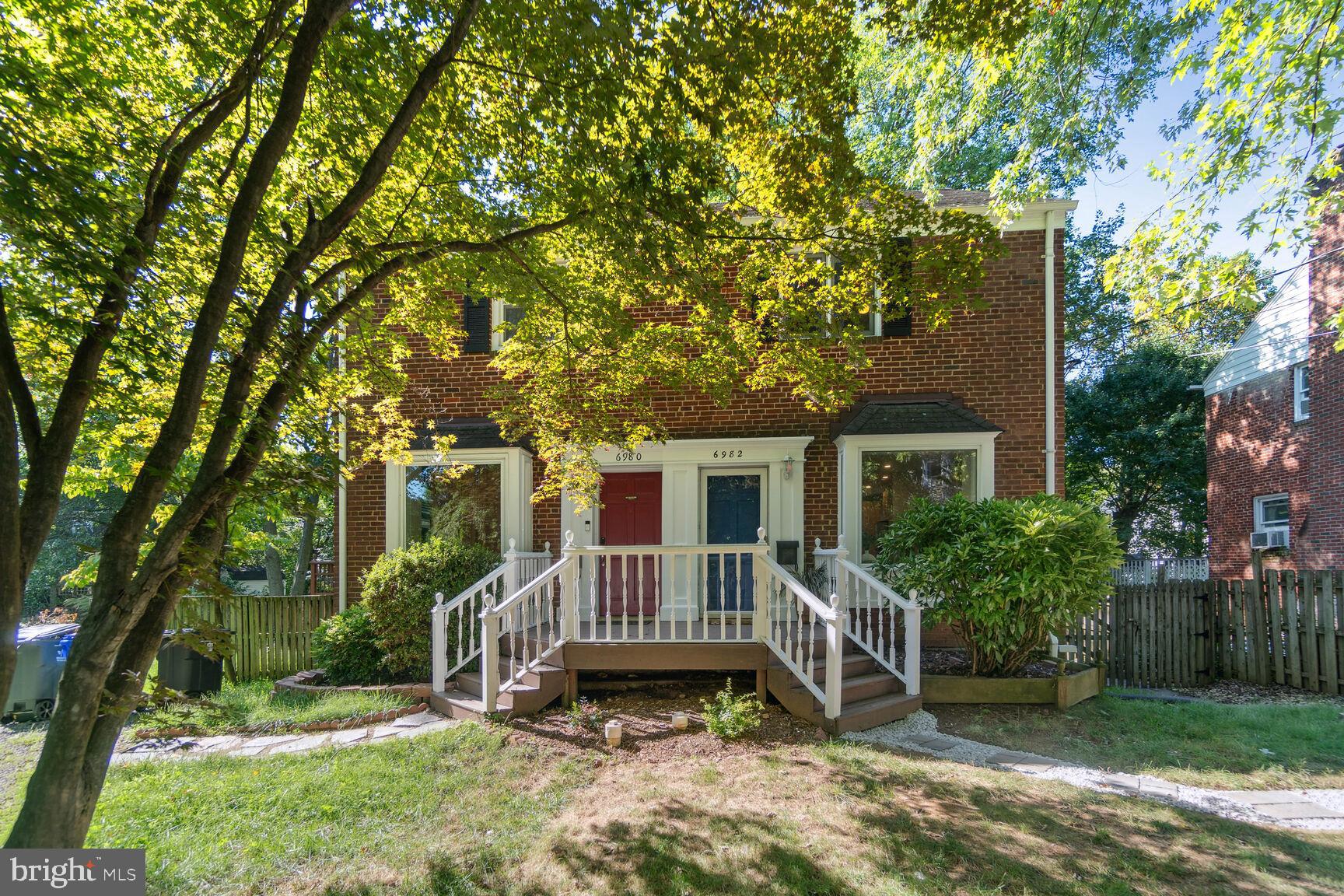 CHURCH COURTS - Residential Lease