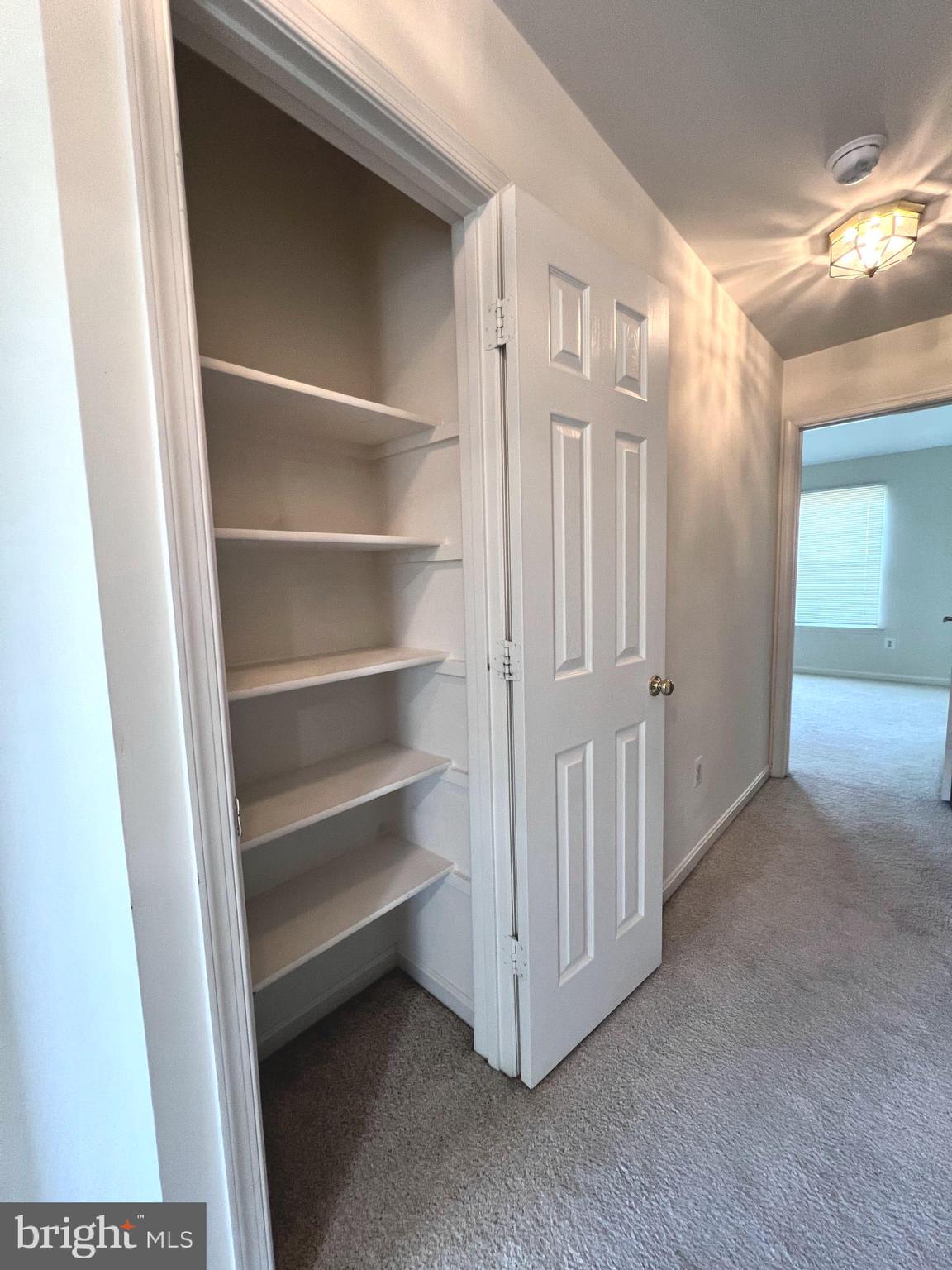 UNIVERISTY CENTER - Residential Lease