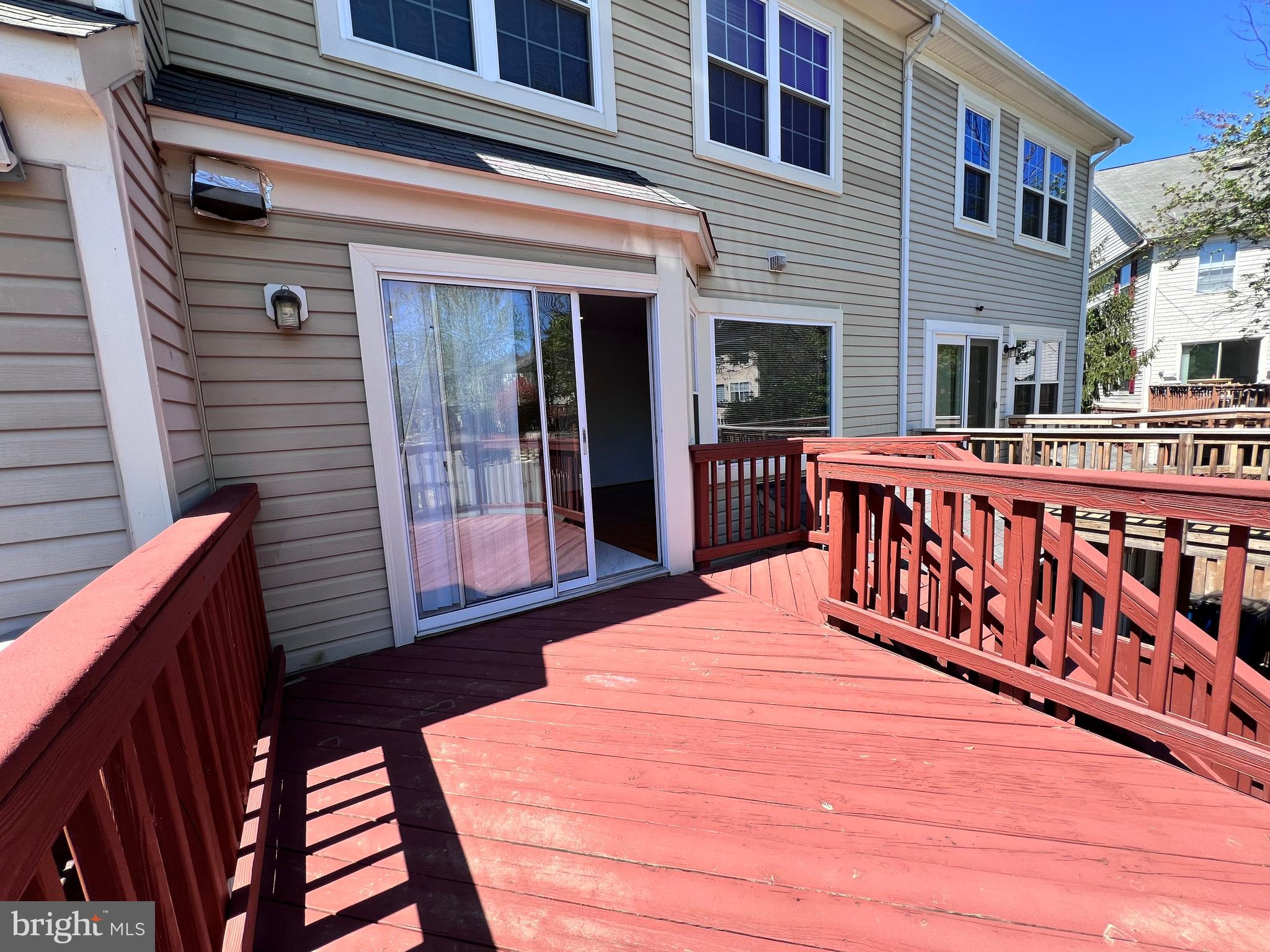 UNIVERISTY CENTER - Residential Lease