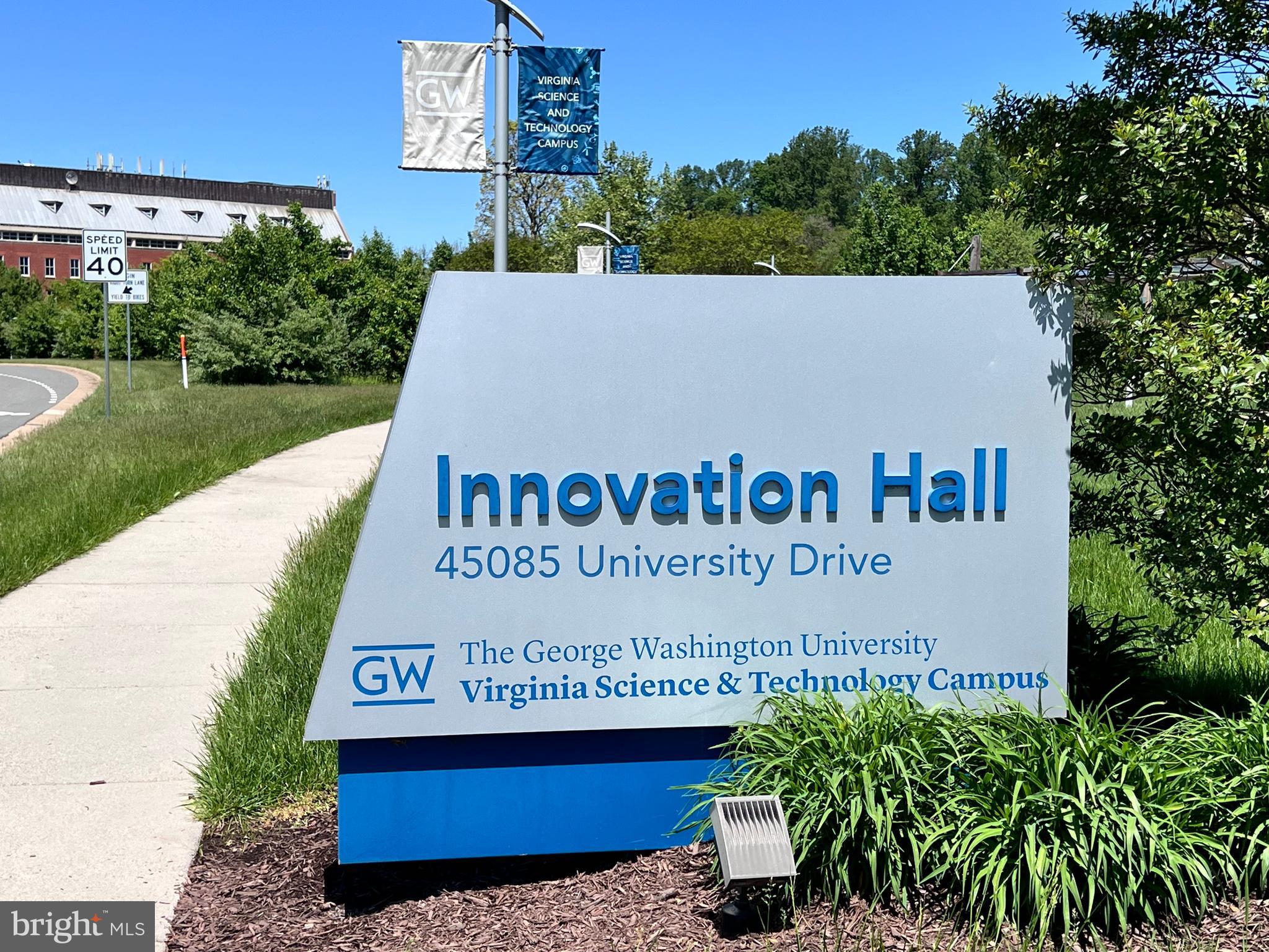 UNIVERISTY CENTER - Residential Lease