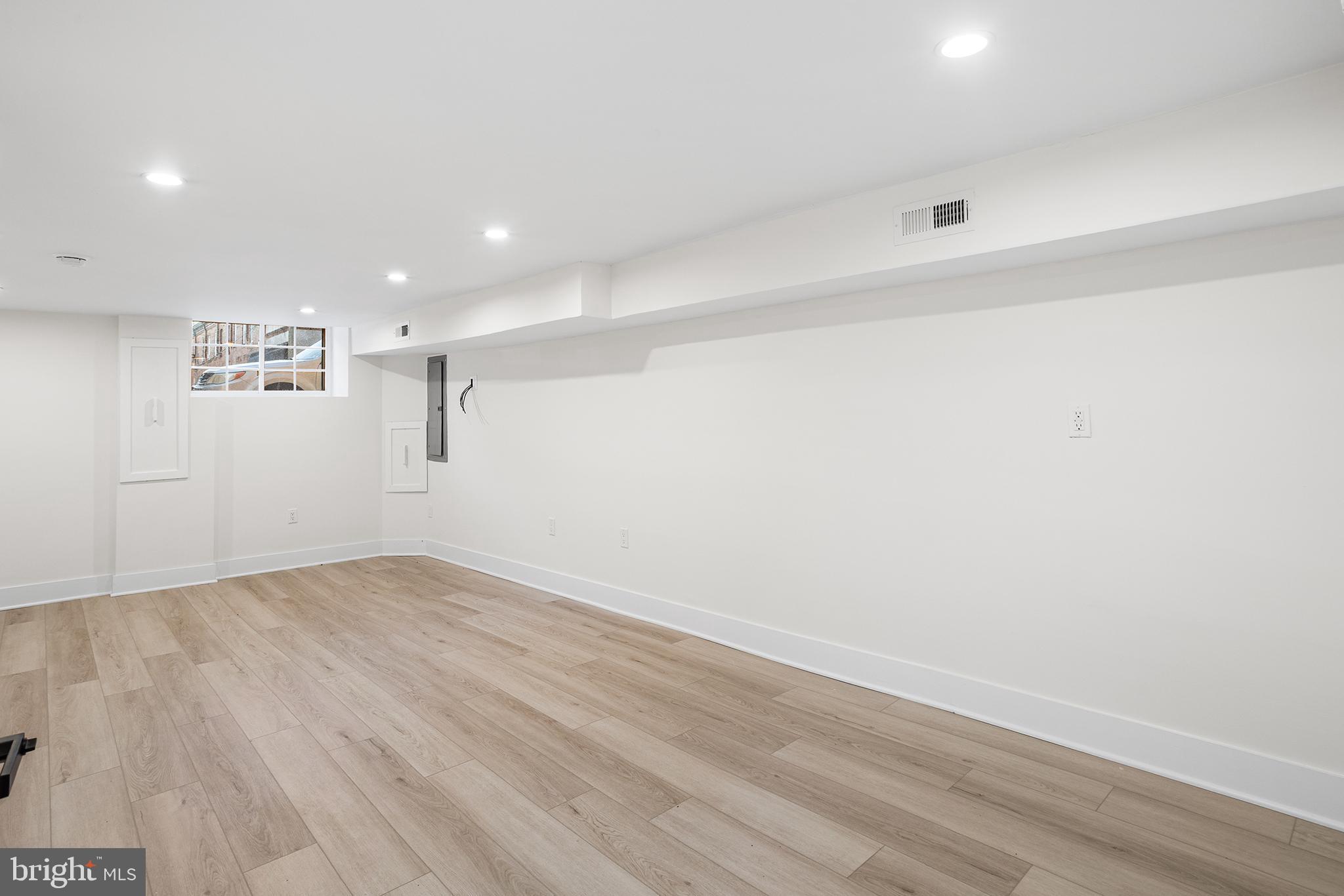 NEWBOLD - Residential